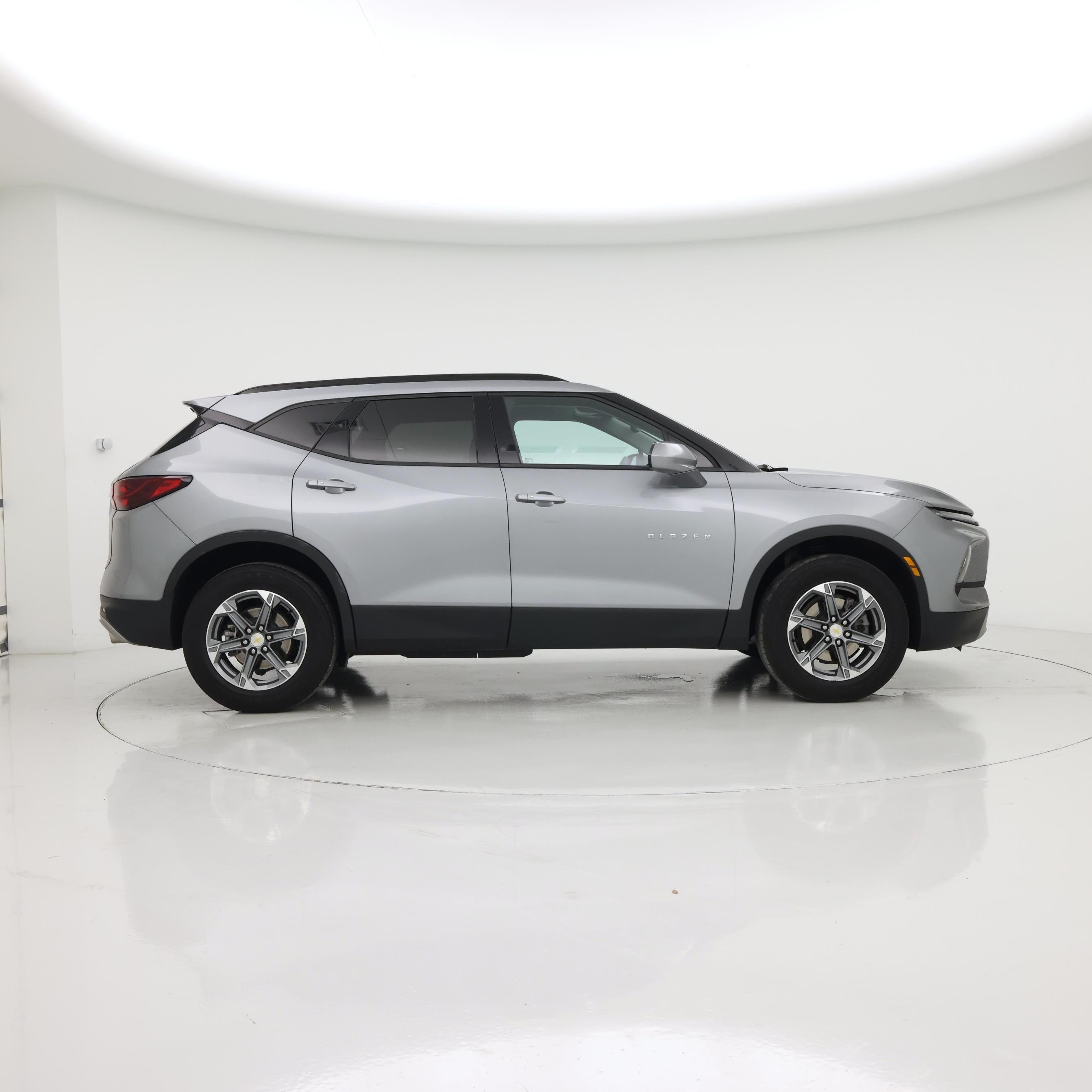 Thumbnail: 2023 Chevrolet Blazer - 7