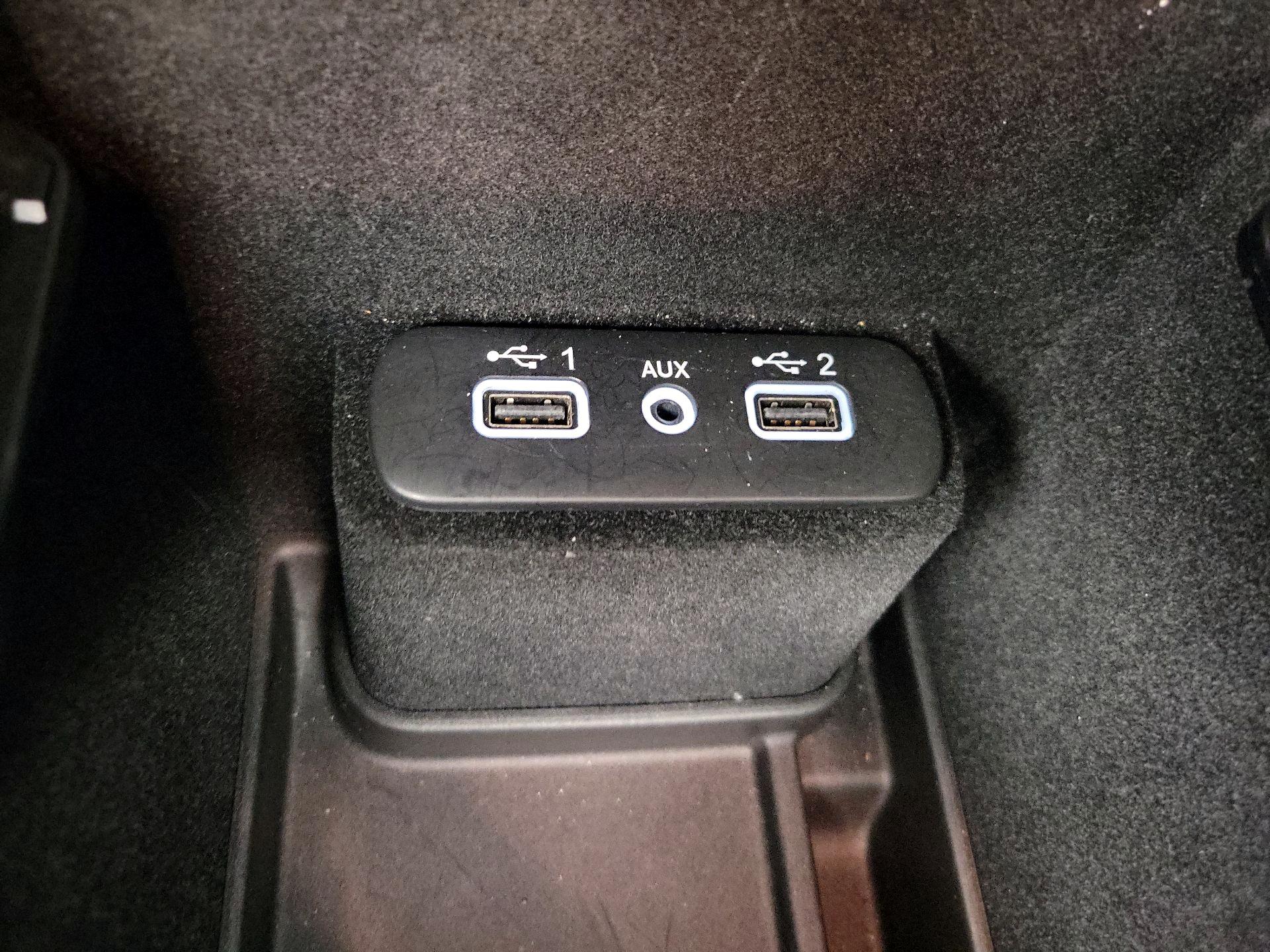 Thumbnail: 2022 Dodge Charger - 18