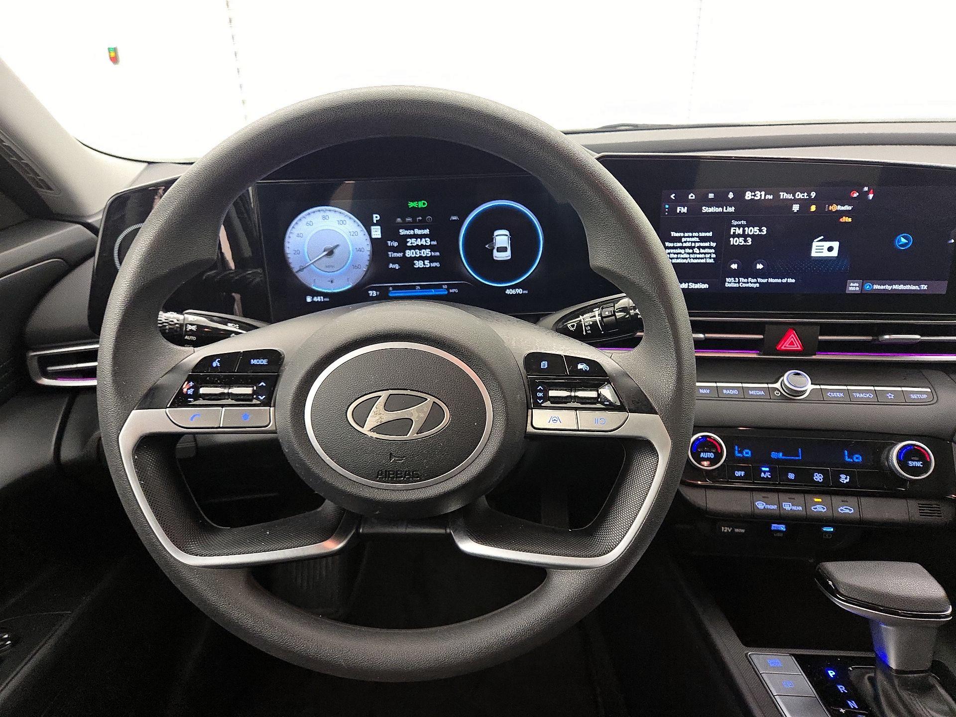 Thumbnail: 2024 Hyundai Elantra - 10