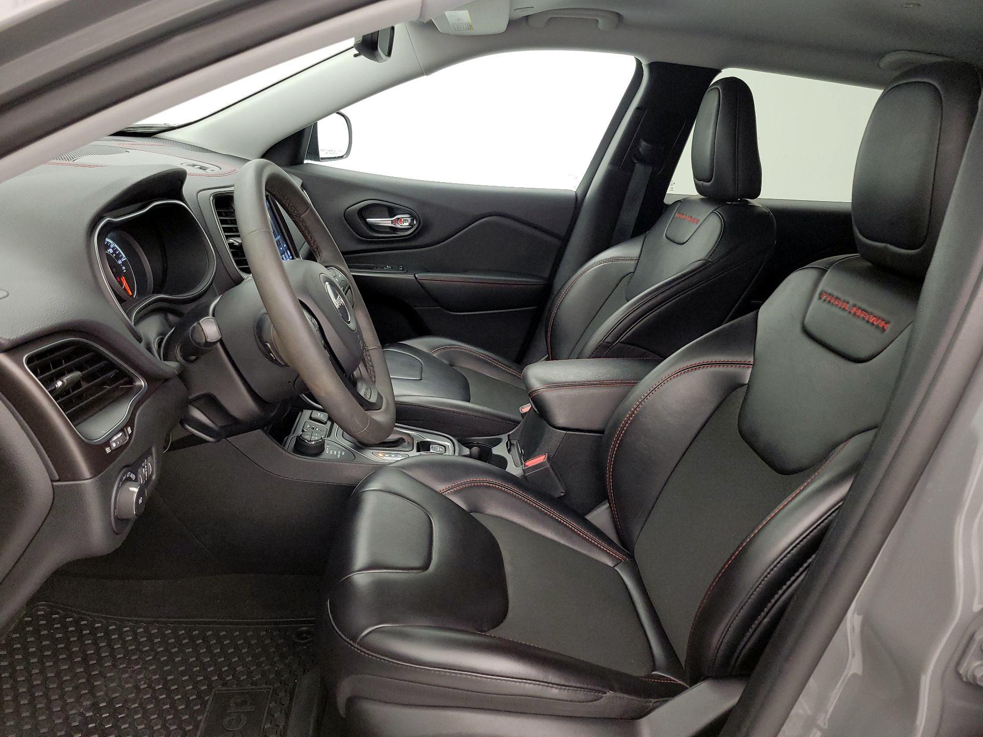 Thumbnail: 2022 Jeep Cherokee - 11