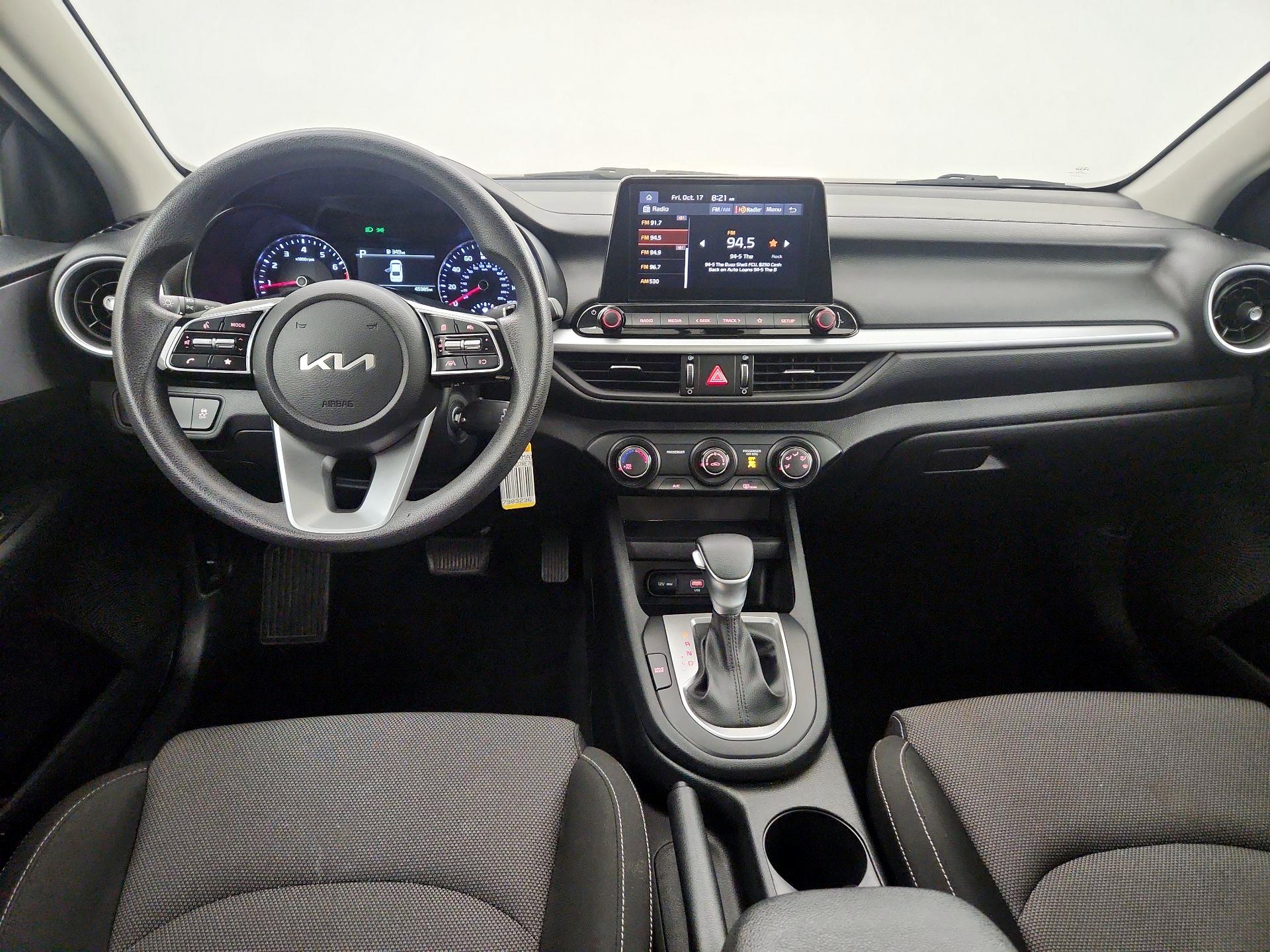 Thumbnail: 2024 Kia Forte - 9