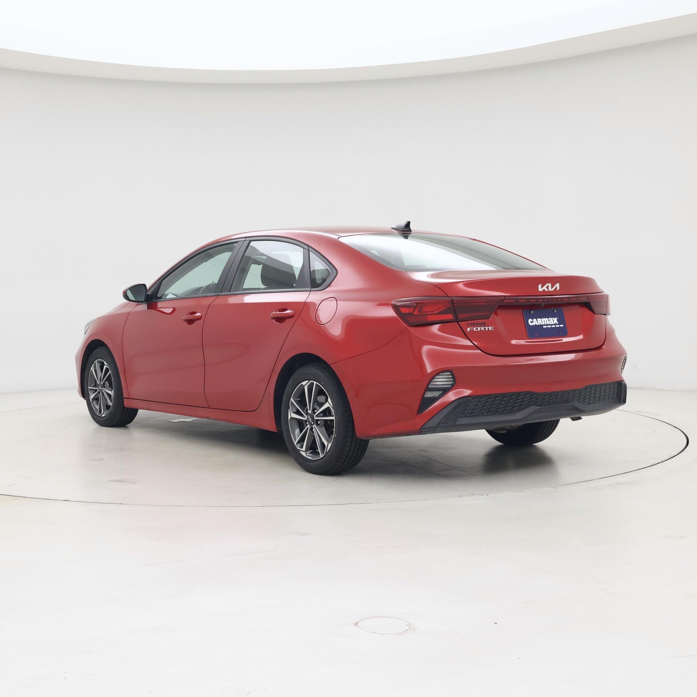 Thumbnail: 2024 Kia Forte - 2