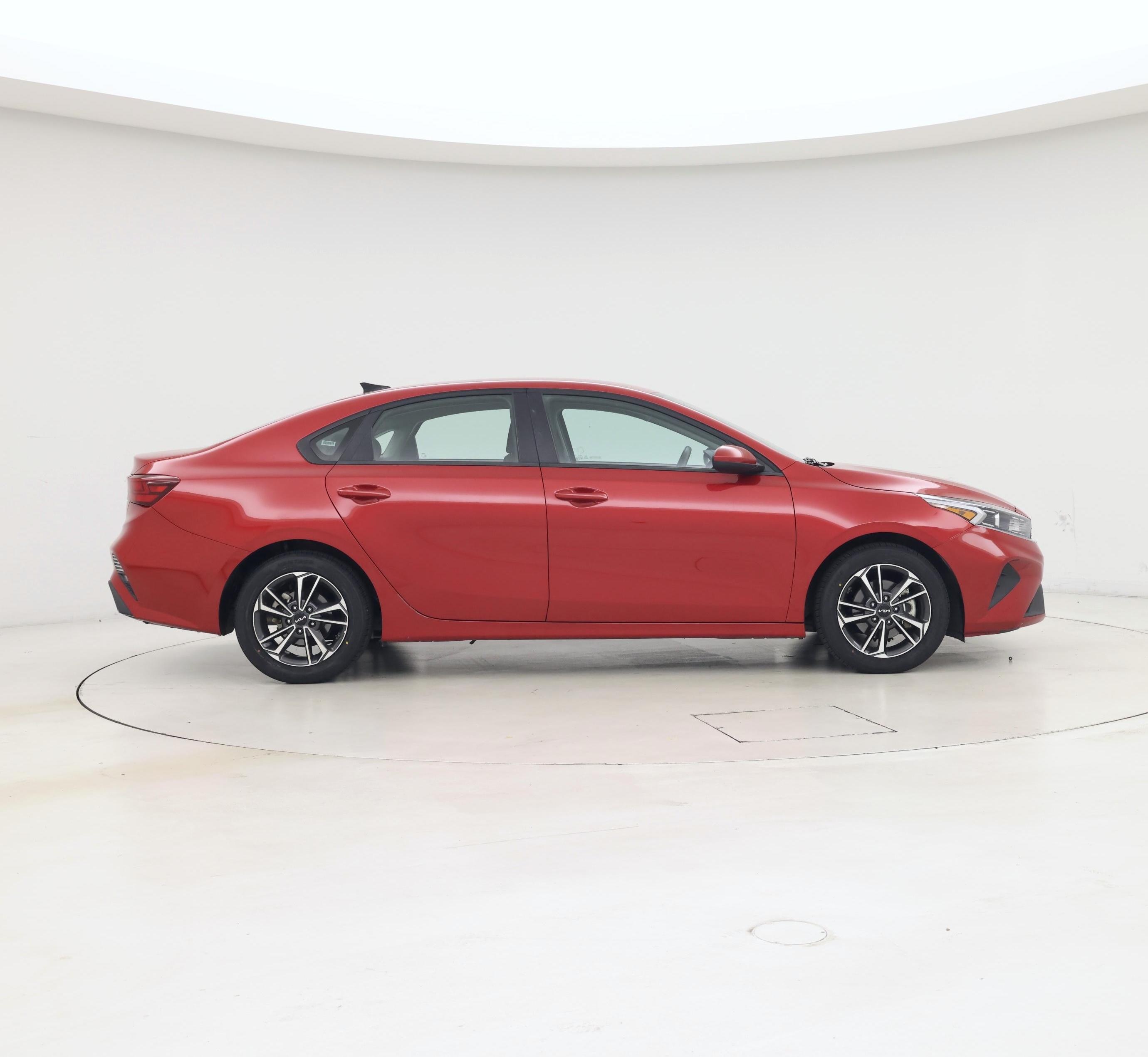 Thumbnail: 2024 Kia Forte - 7