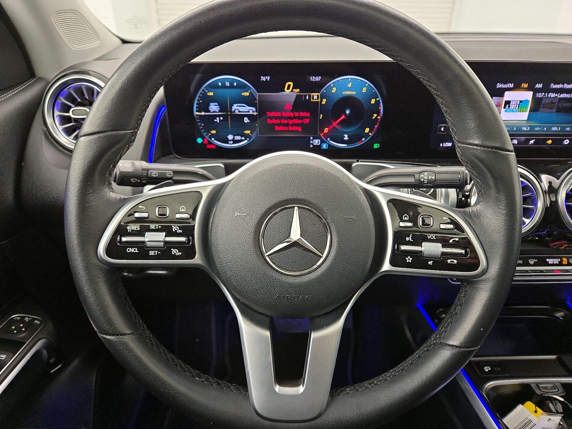 Thumbnail: 2022 Mercedes-Benz GLB - 10