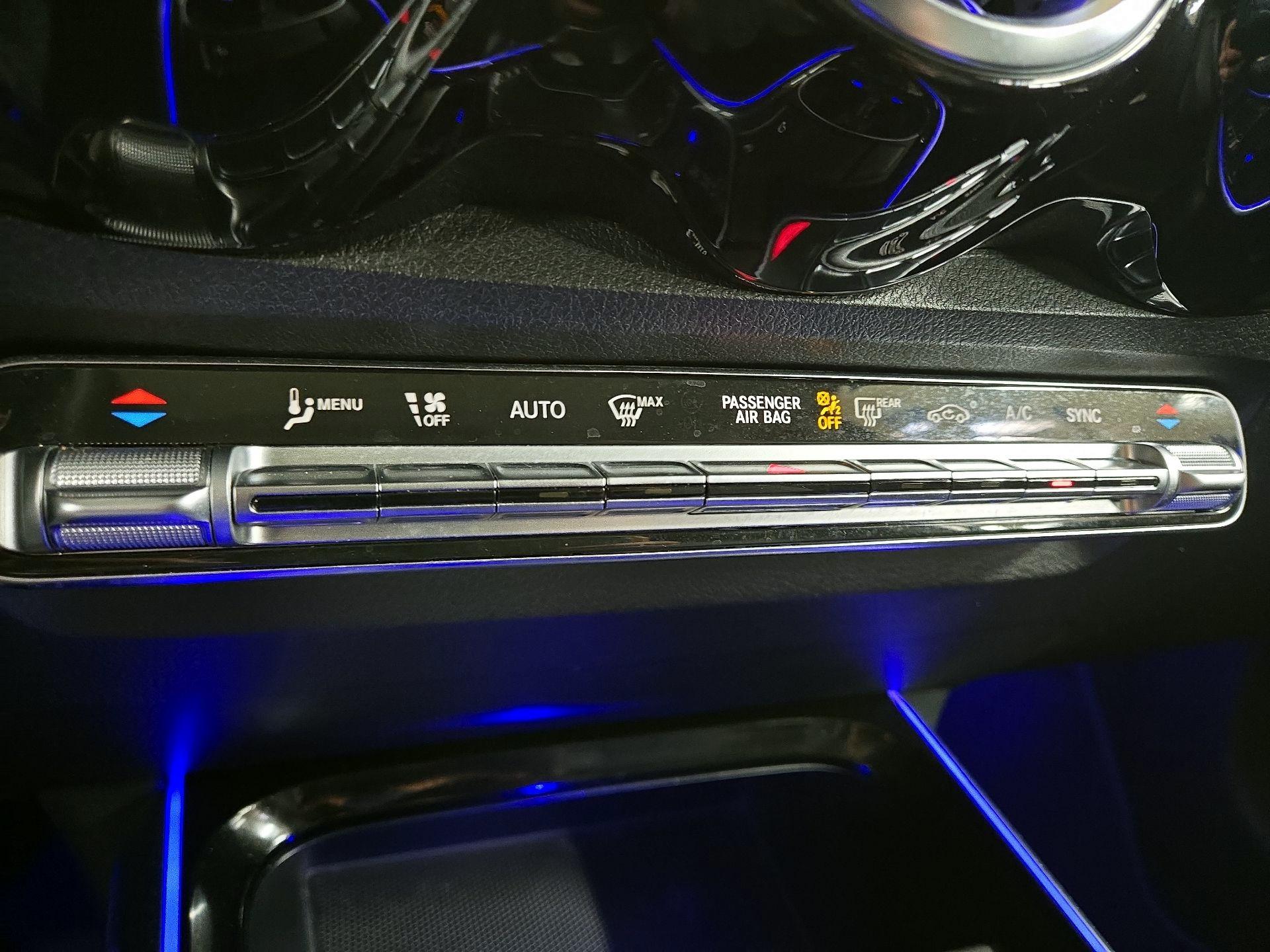 Thumbnail: 2022 Mercedes-Benz GLB - 17