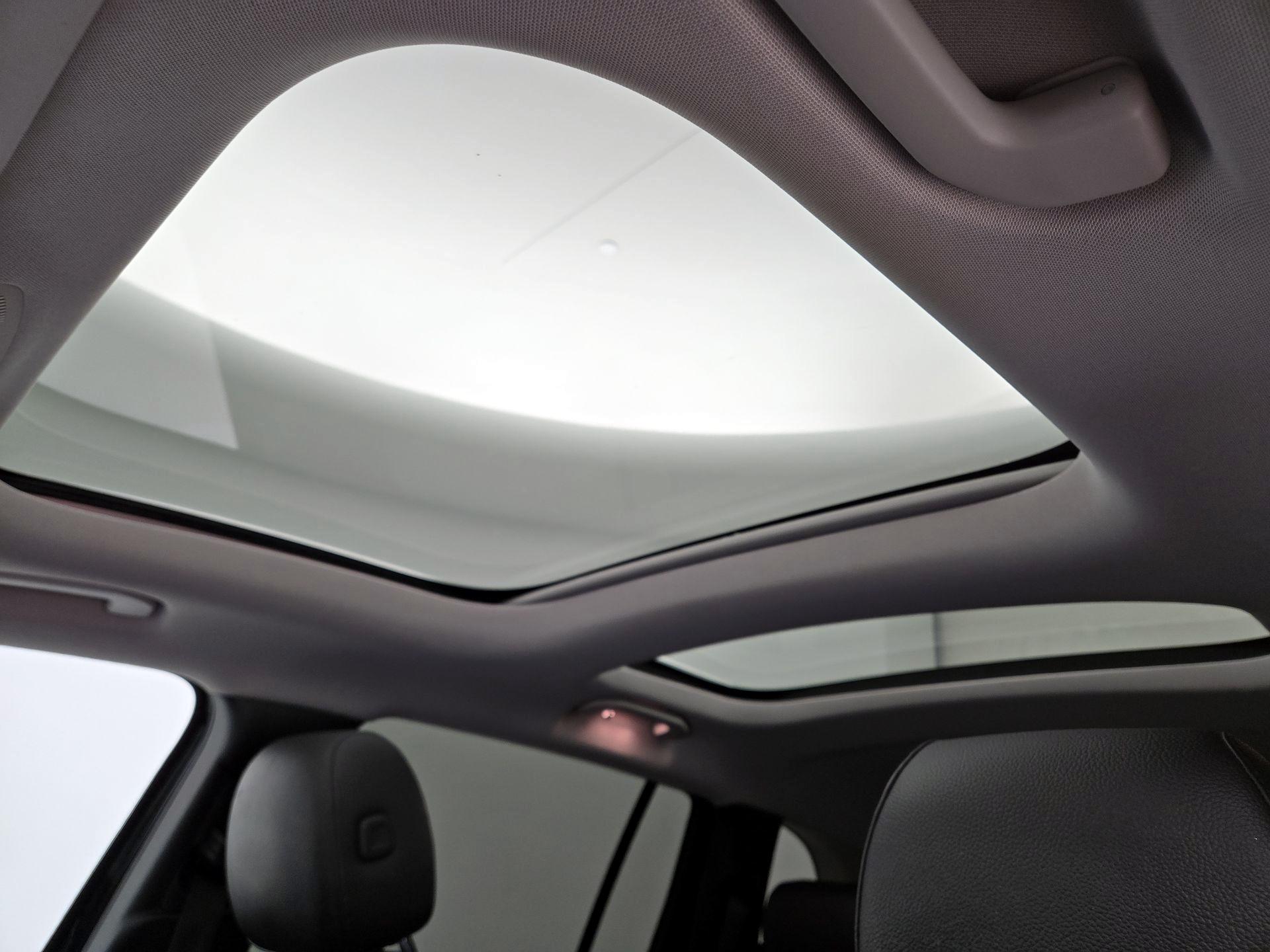 Thumbnail: 2022 Mercedes-Benz GLB - 20