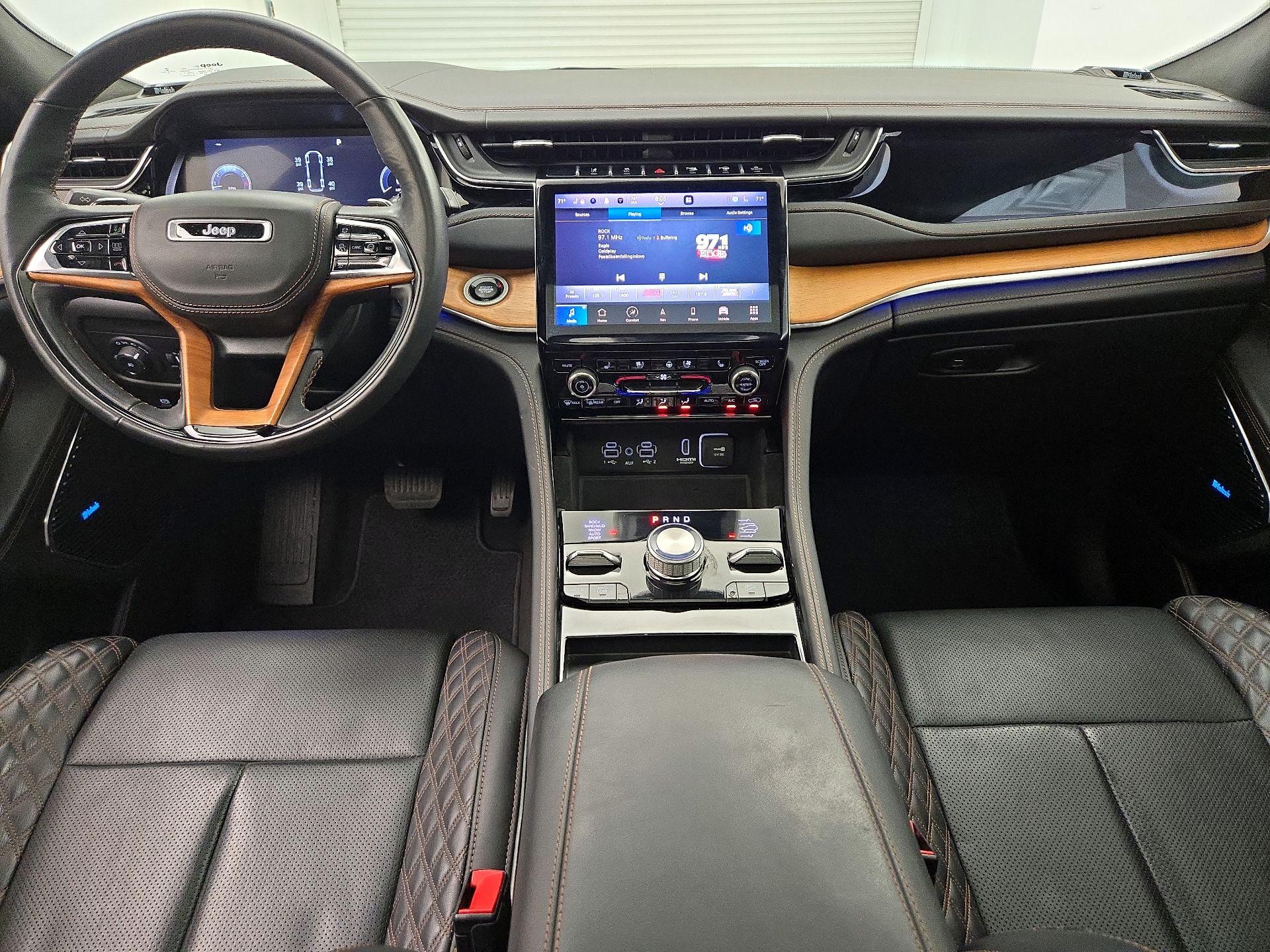 Thumbnail: 2022 Jeep Grand Cherokee - 9