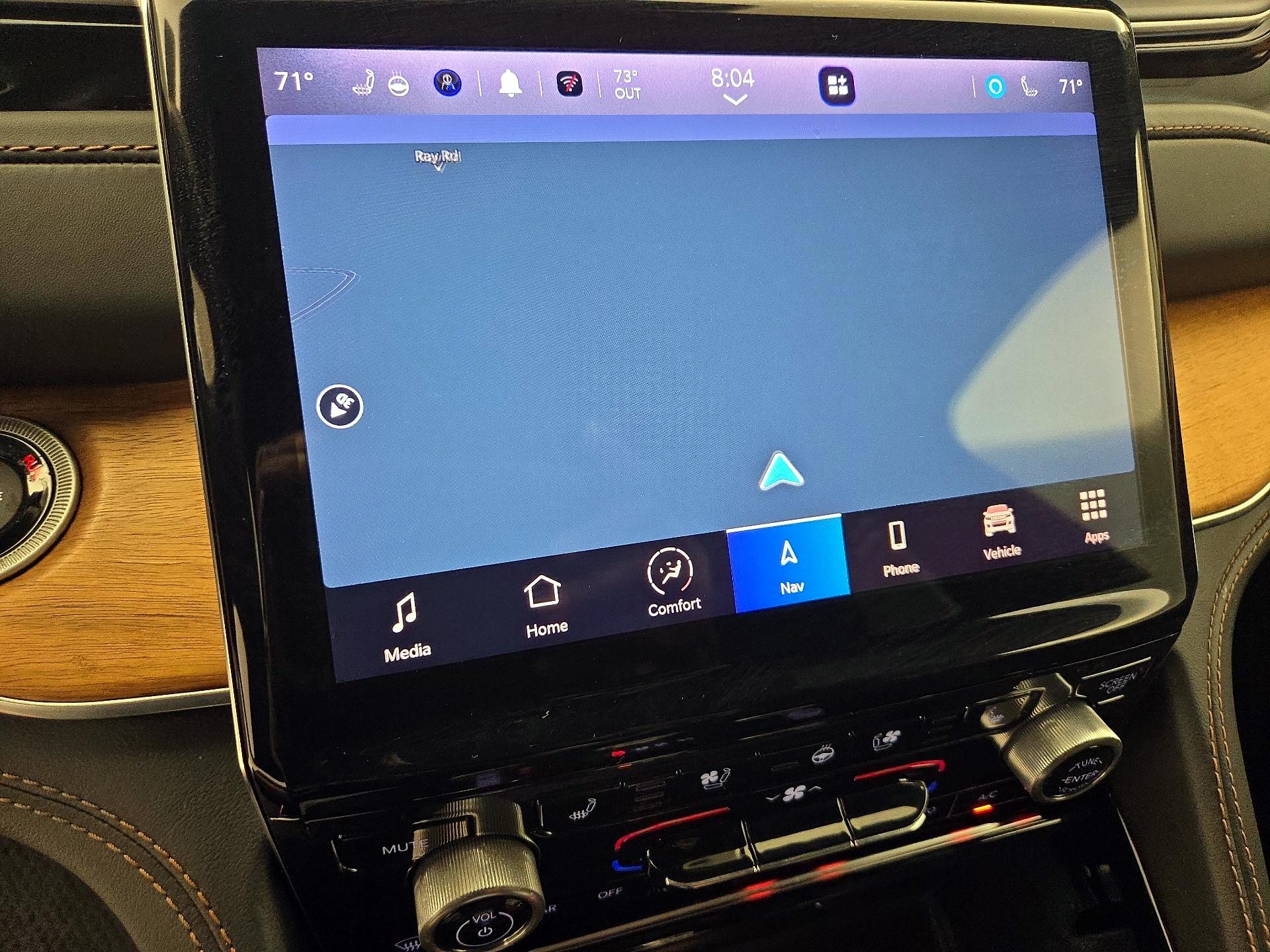 Thumbnail: 2022 Jeep Grand Cherokee - 14