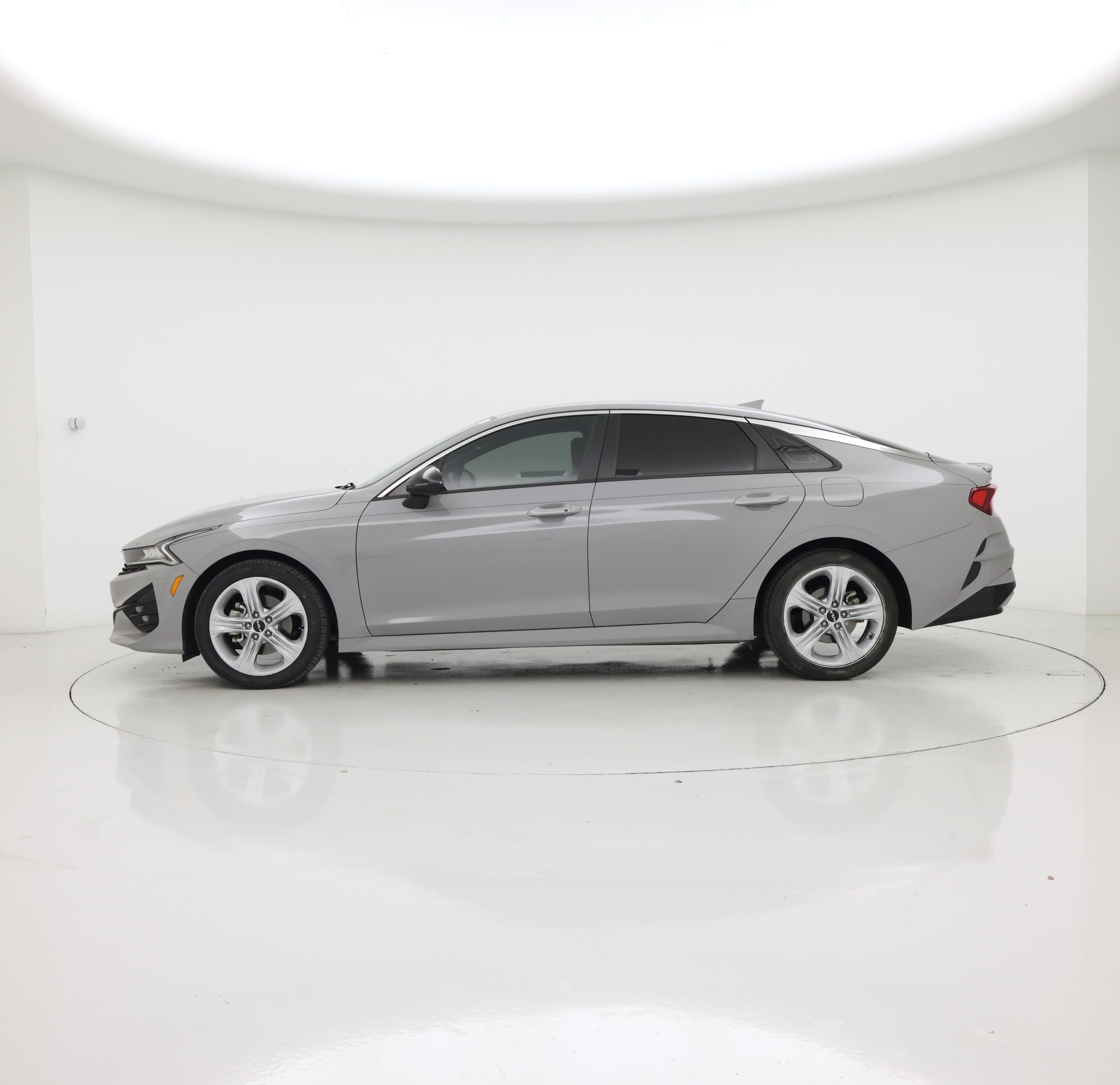Thumbnail: 2022 Kia K5 - 3