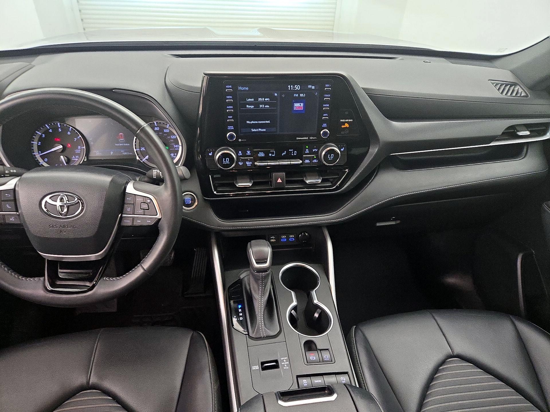 Thumbnail: 2022 Toyota Highlander - 9