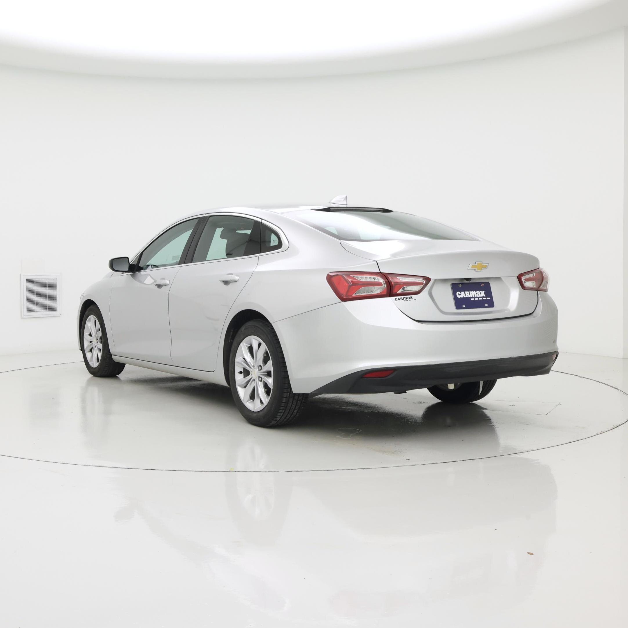Thumbnail: 2022 Chevrolet Malibu - 2