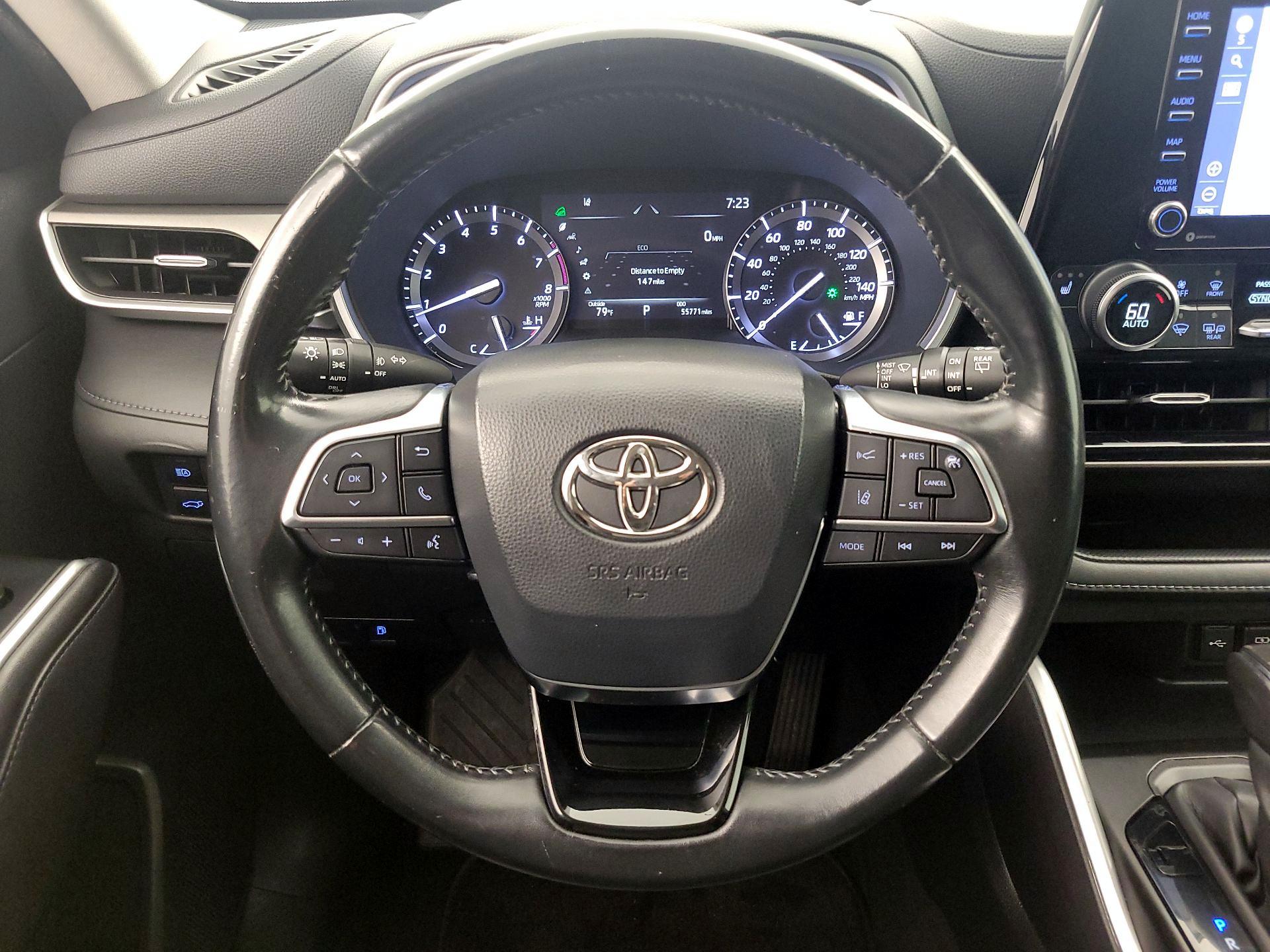 Thumbnail: 2020 Toyota Highlander - 10