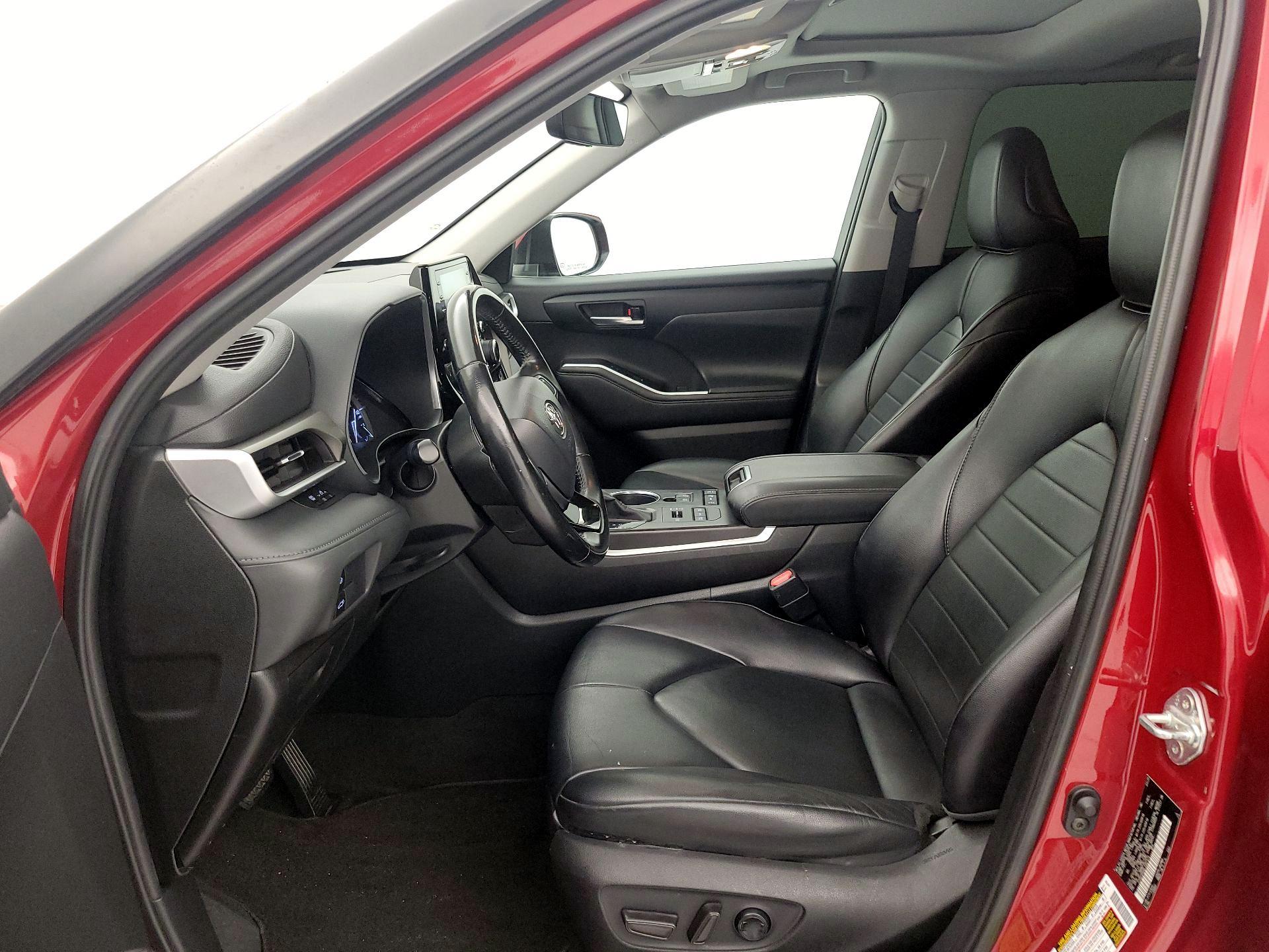 Thumbnail: 2020 Toyota Highlander - 11