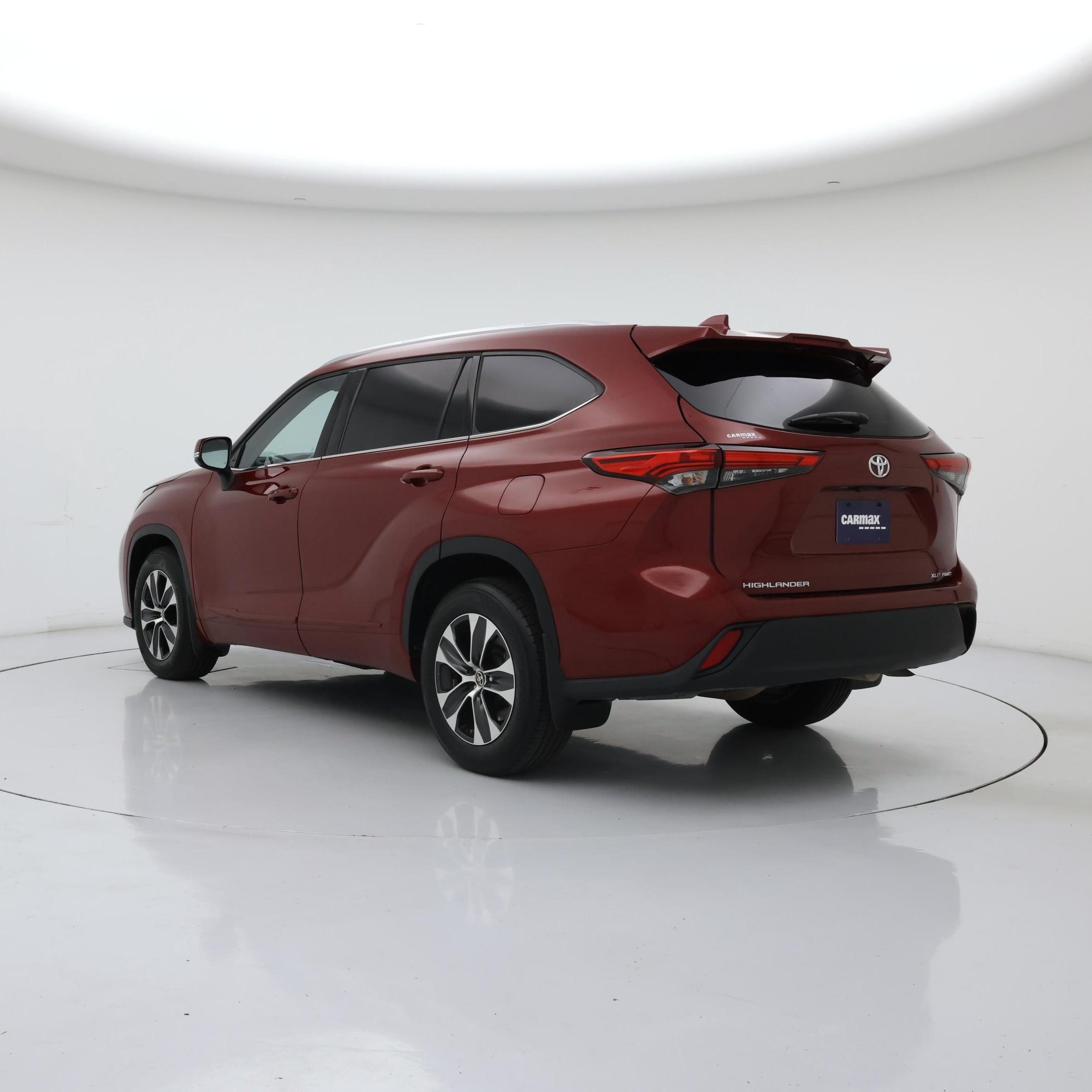 Thumbnail: 2020 Toyota Highlander - 2