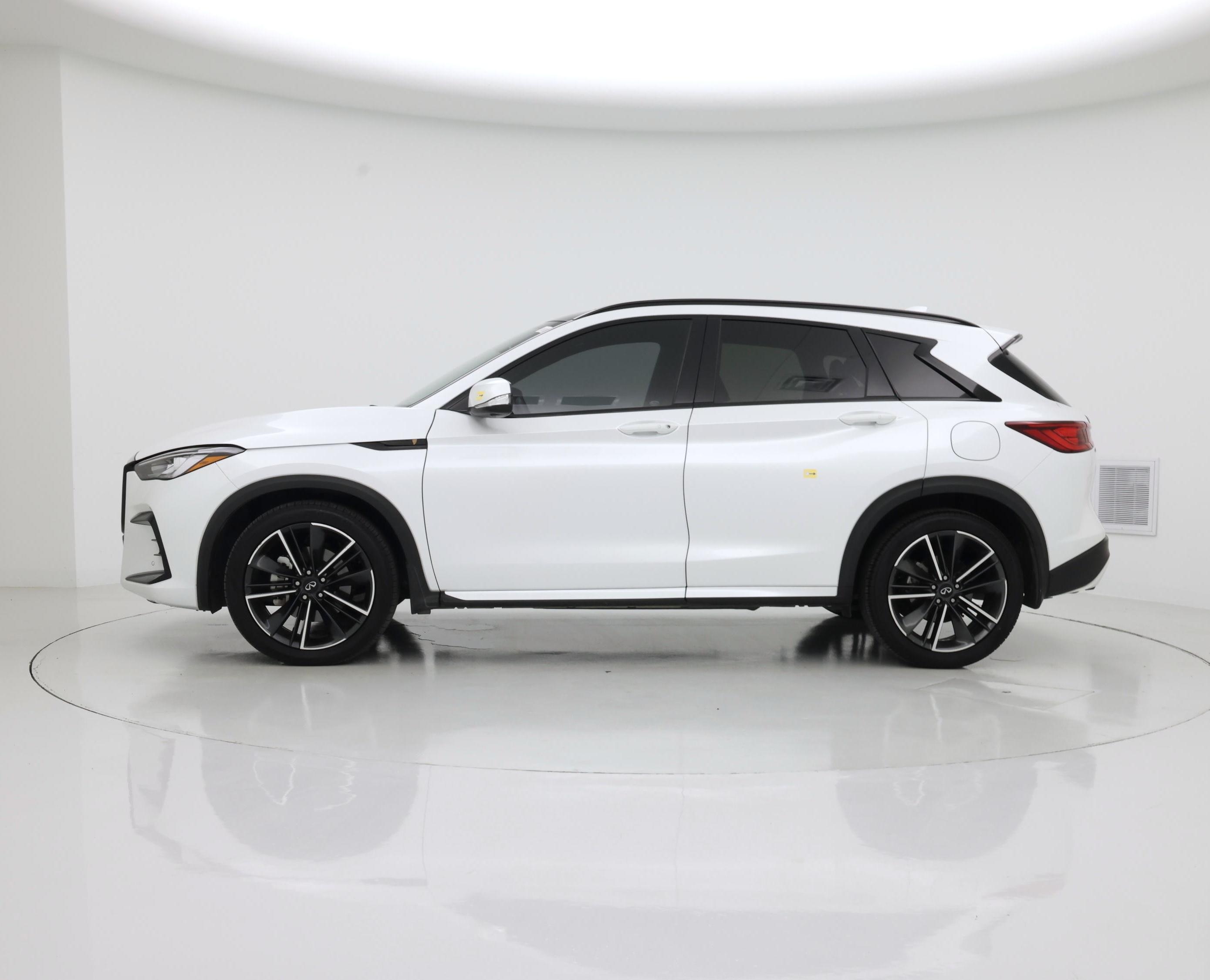 Thumbnail: 2023 INFINITI QX50 - 3