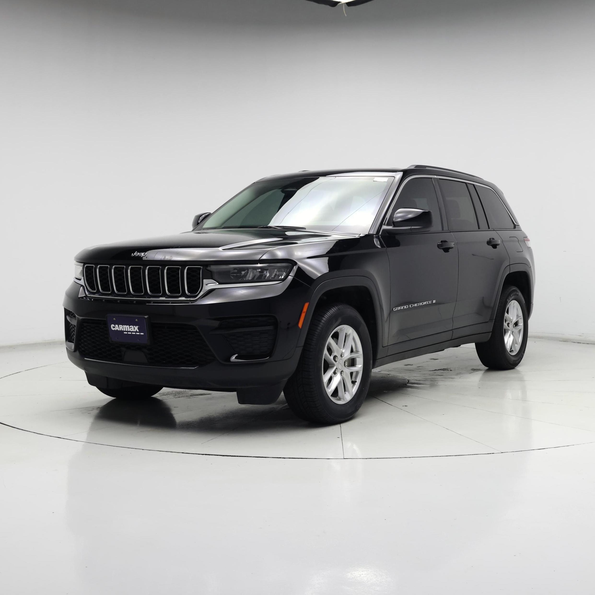 Thumbnail: 2023 Jeep Grand Cherokee - 4