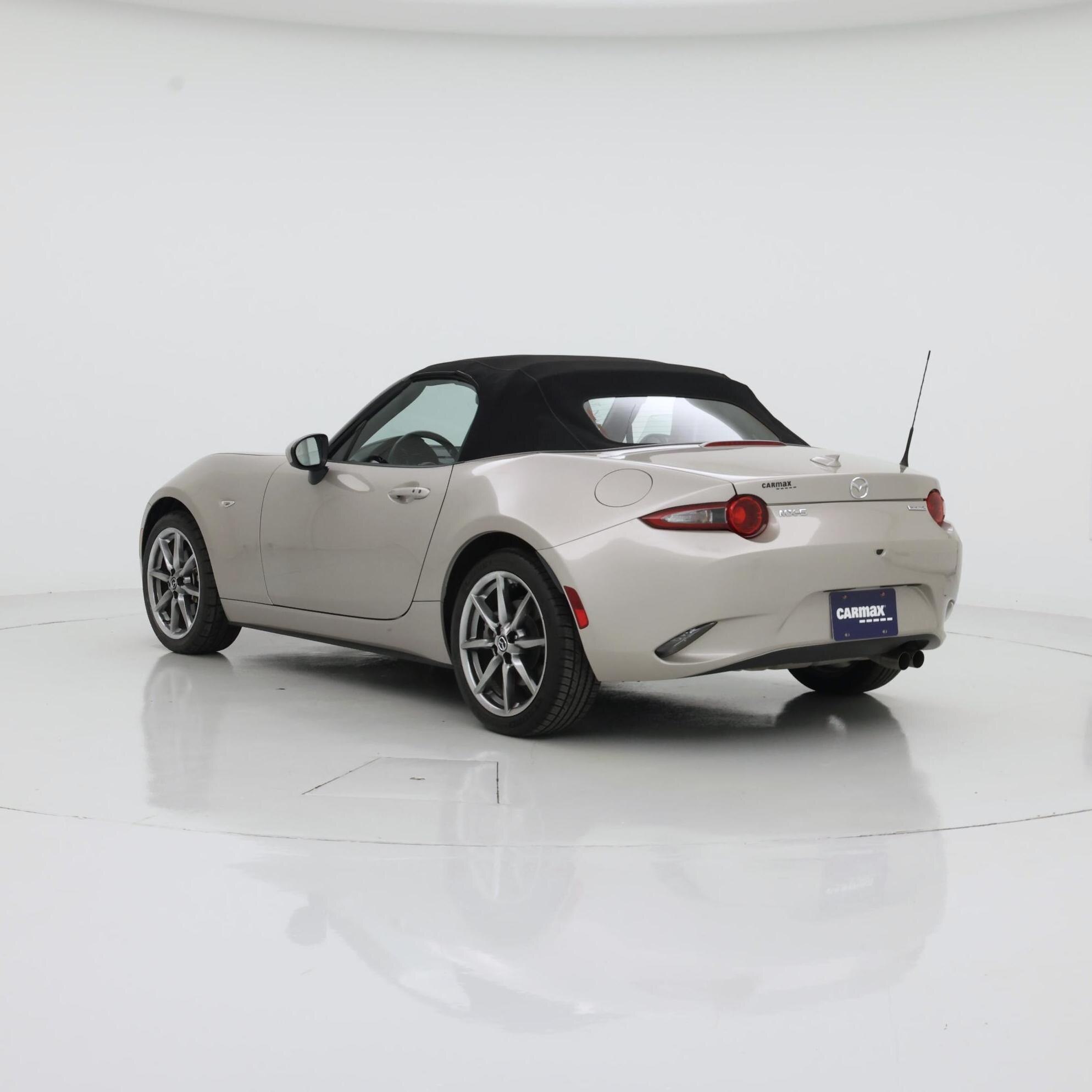 Thumbnail: 2022 Mazda MX-5 Miata - 2