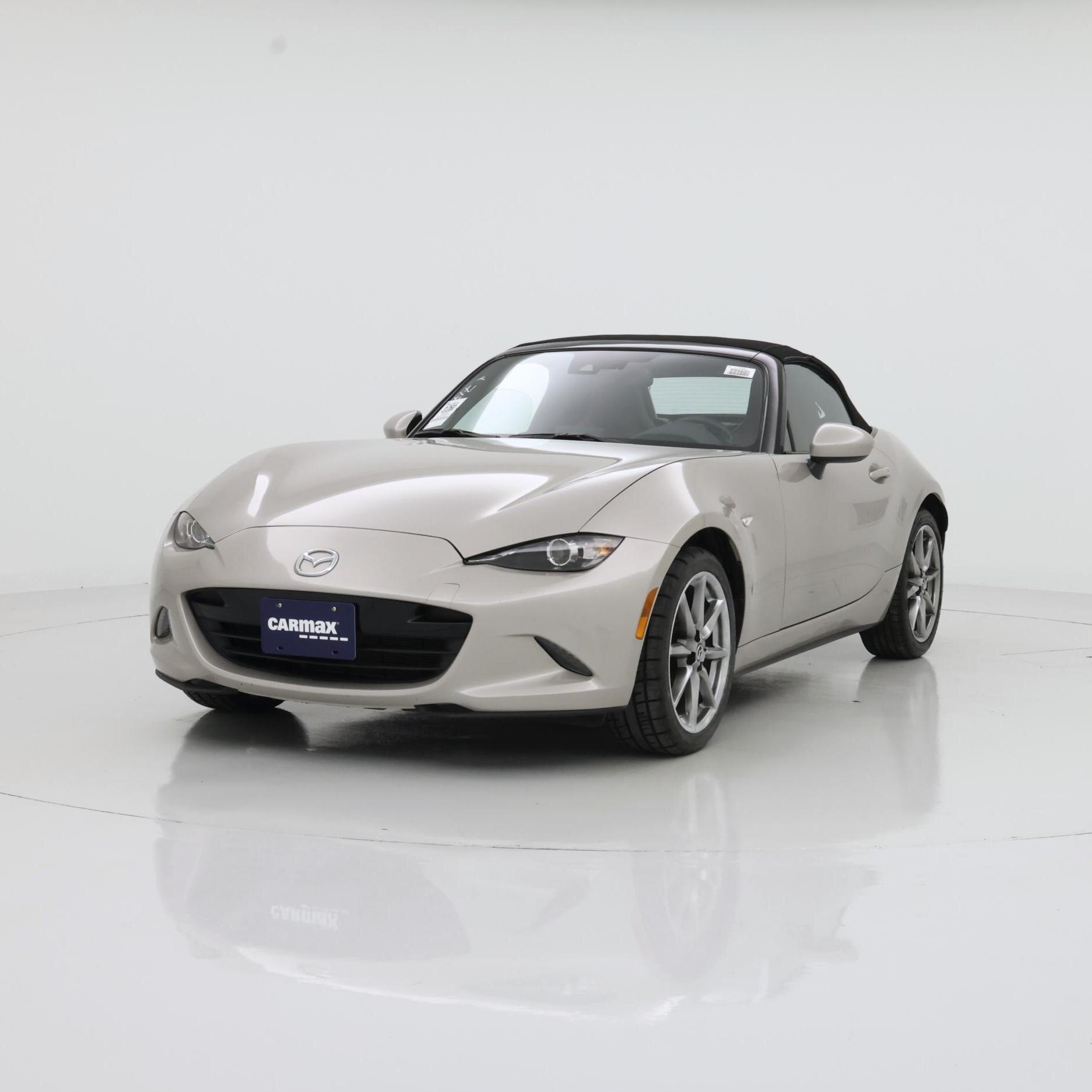 Thumbnail: 2022 Mazda MX-5 Miata - 4