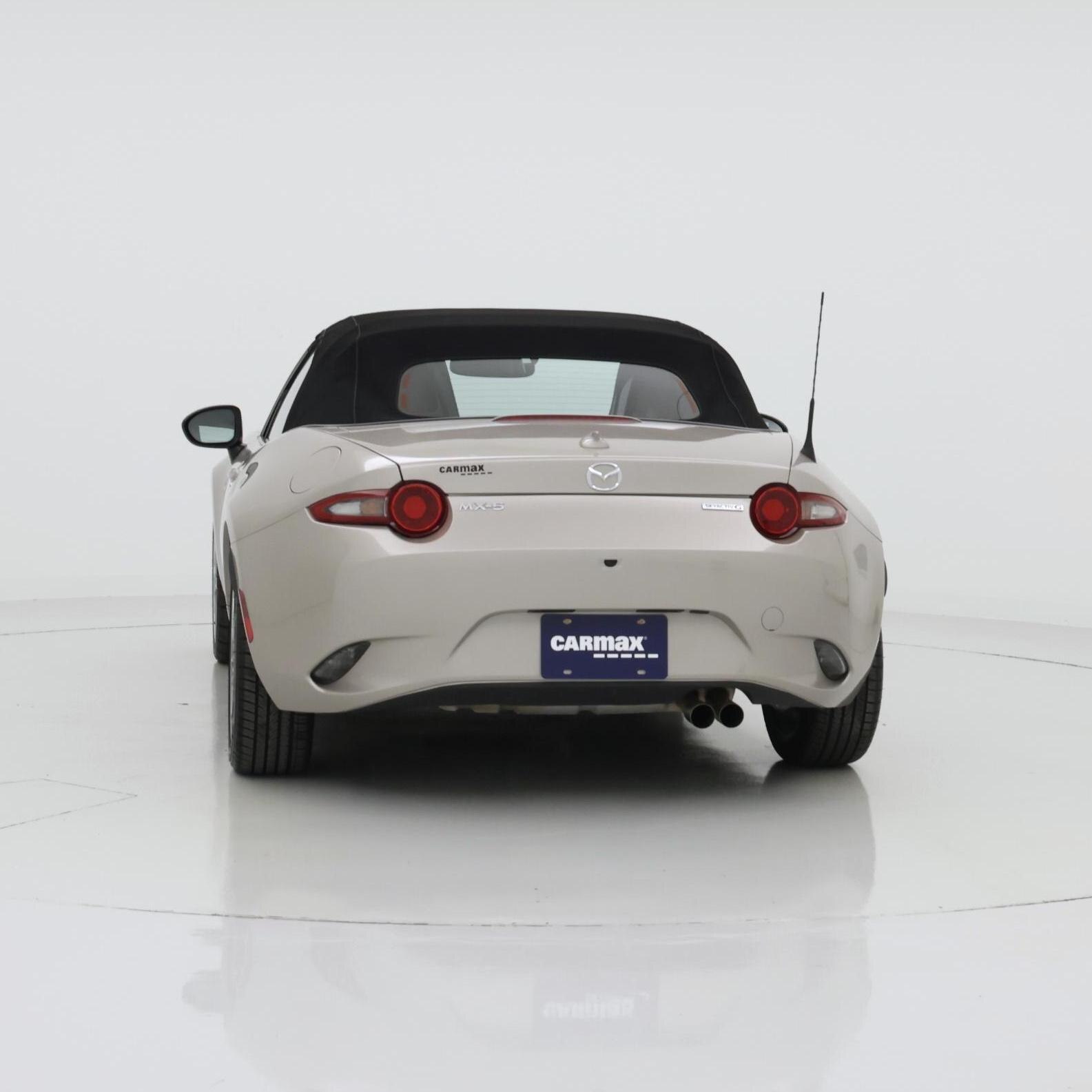 Thumbnail: 2022 Mazda MX-5 Miata - 6