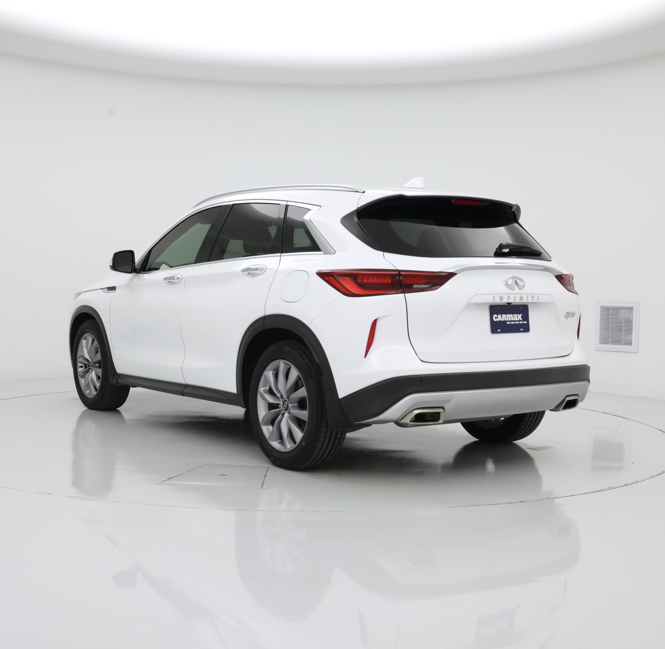 Thumbnail: 2022 INFINITI QX50 - 2
