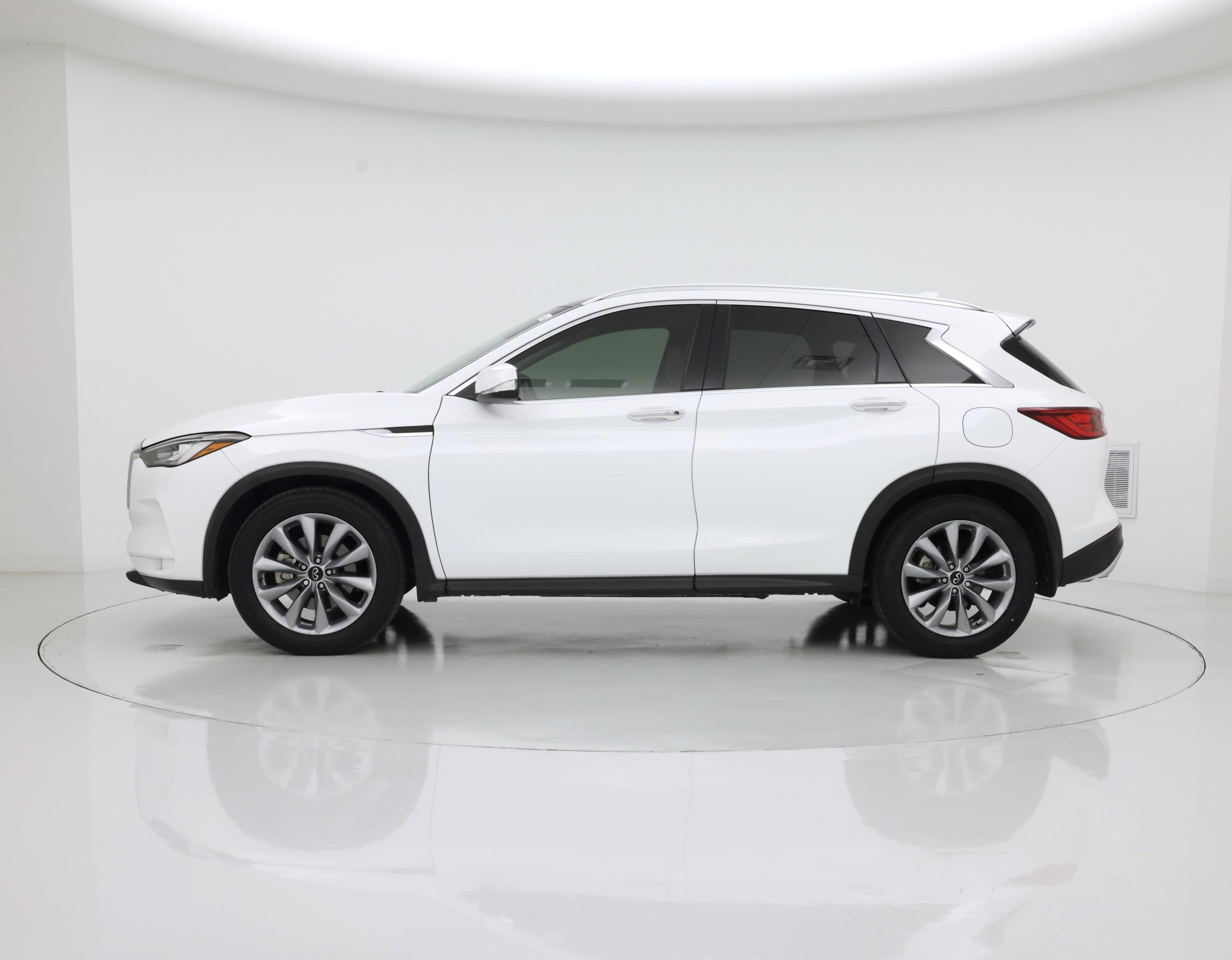 Thumbnail: 2022 INFINITI QX50 - 3