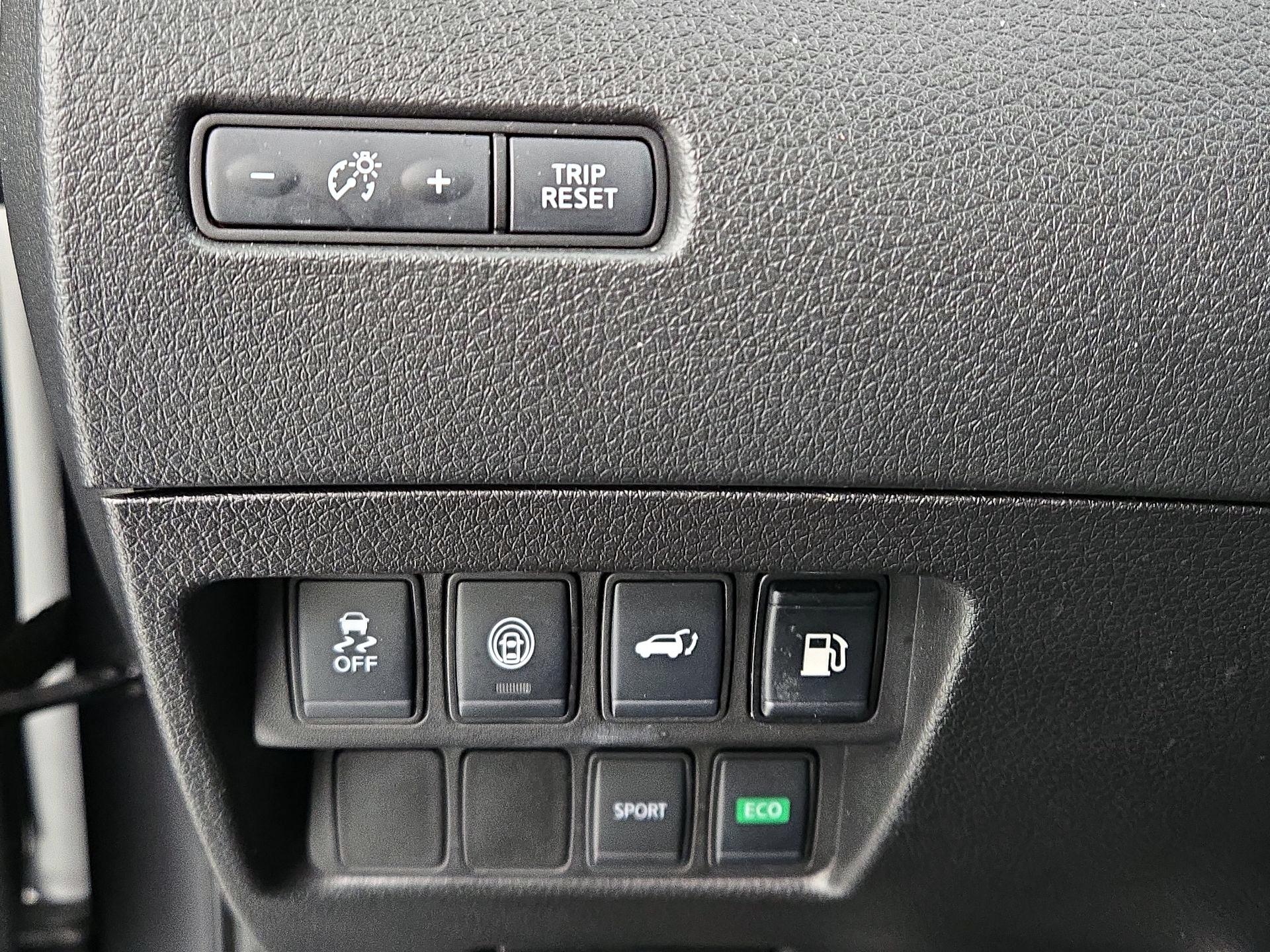 Thumbnail: 2020 Nissan Rogue - 13