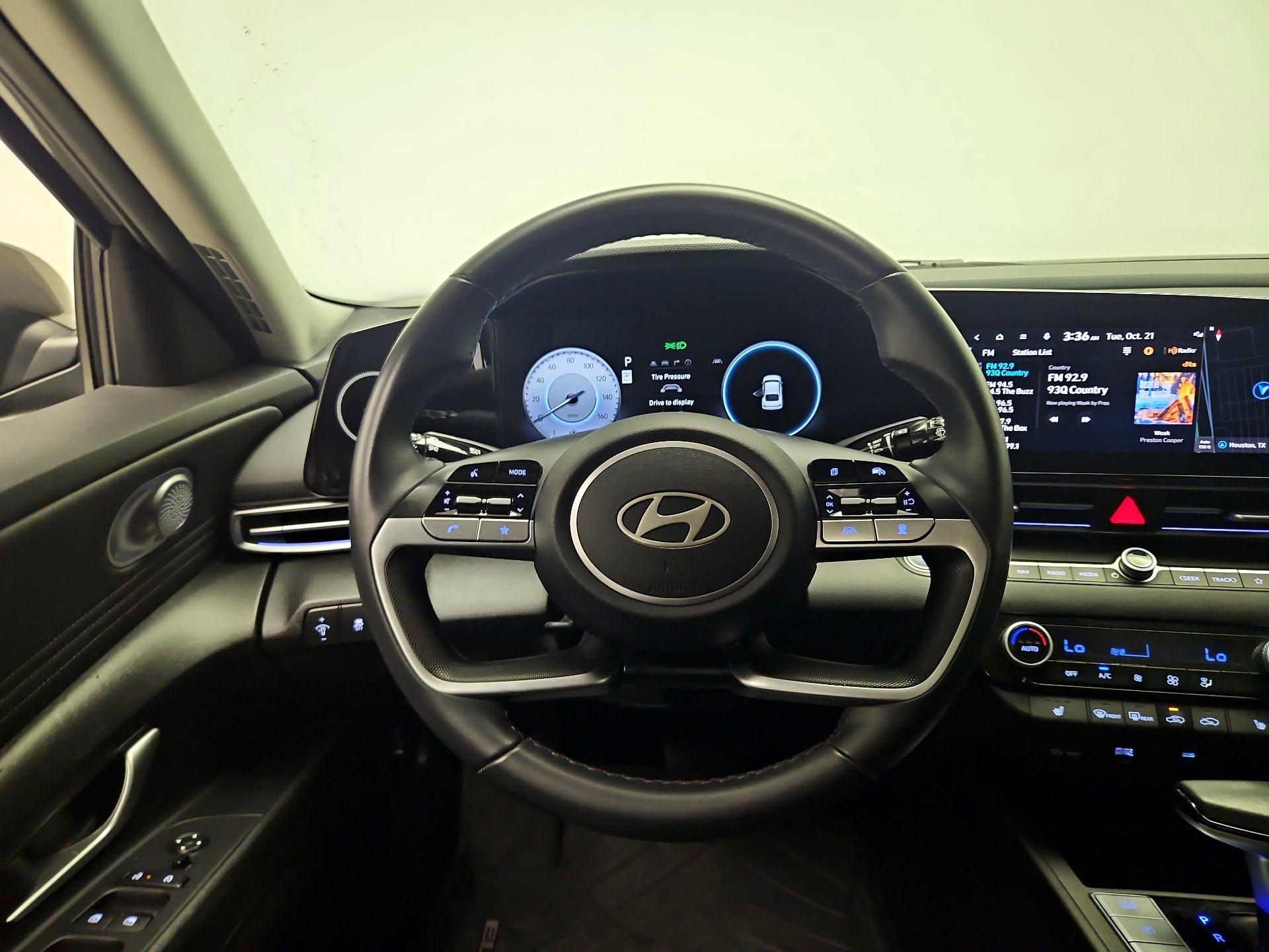 Thumbnail: 2024 Hyundai Elantra - 9