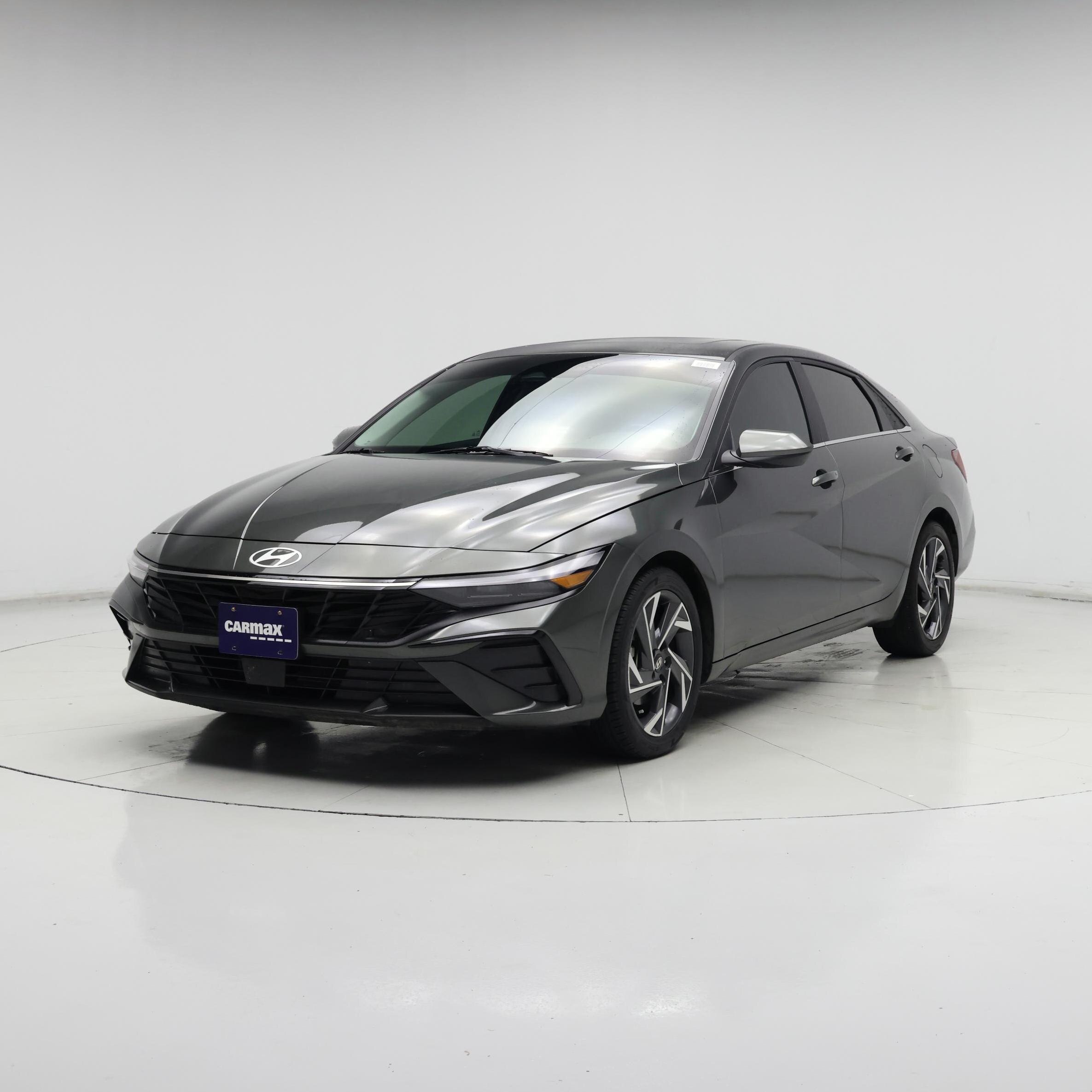 Thumbnail: 2024 Hyundai Elantra - 4