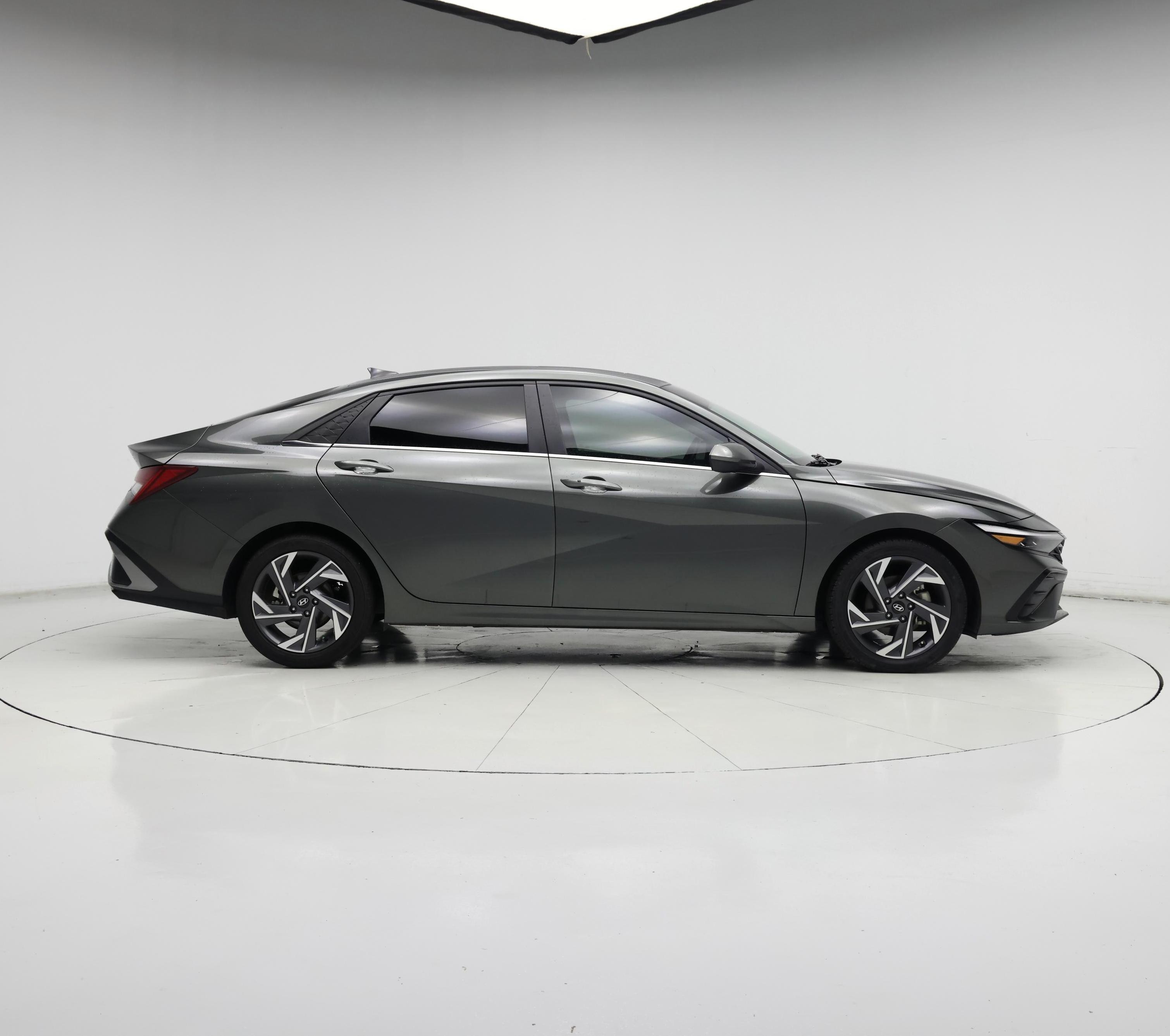 Thumbnail: 2024 Hyundai Elantra - 7