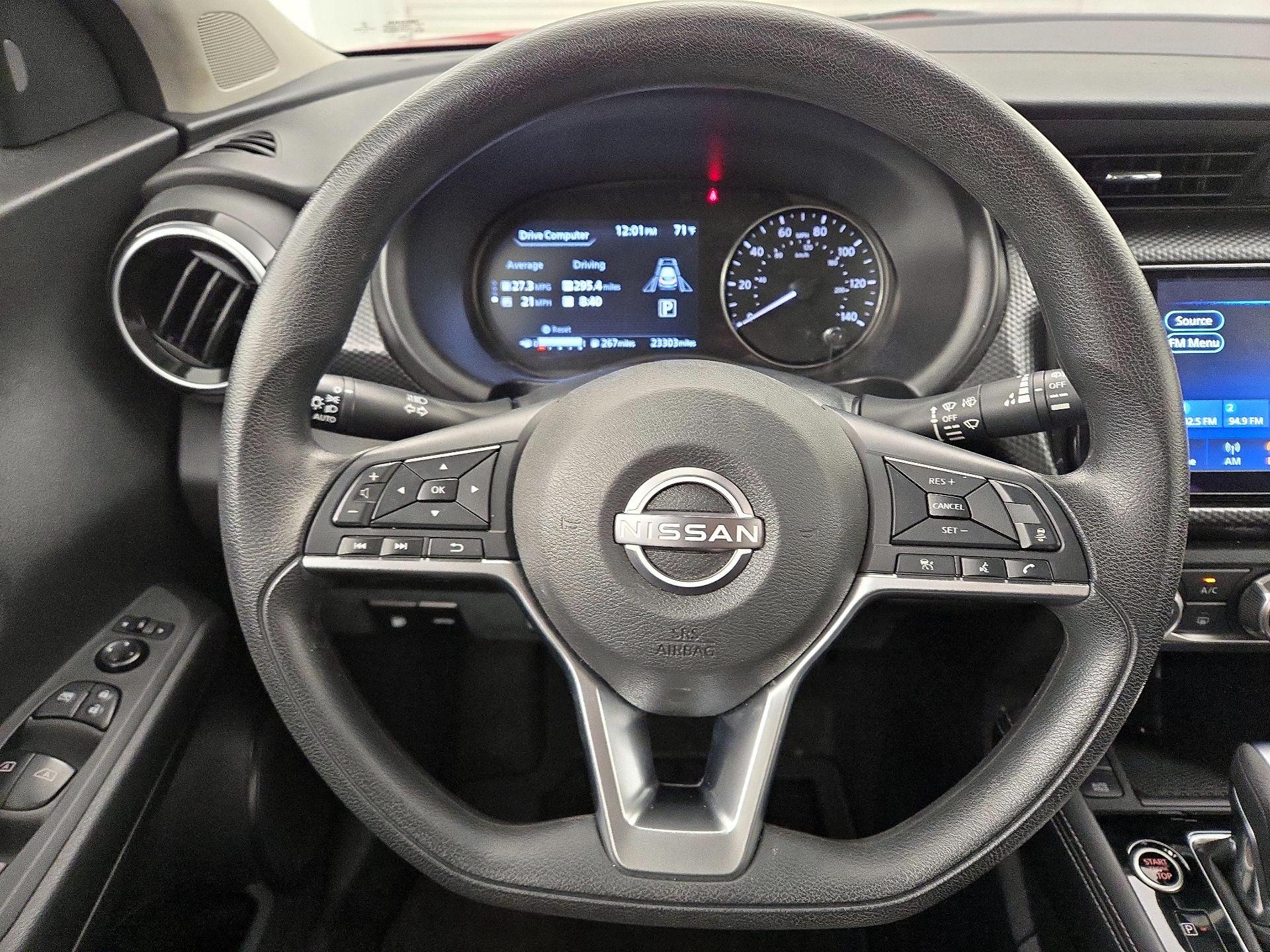 Thumbnail: 2023 Nissan Kicks - 10