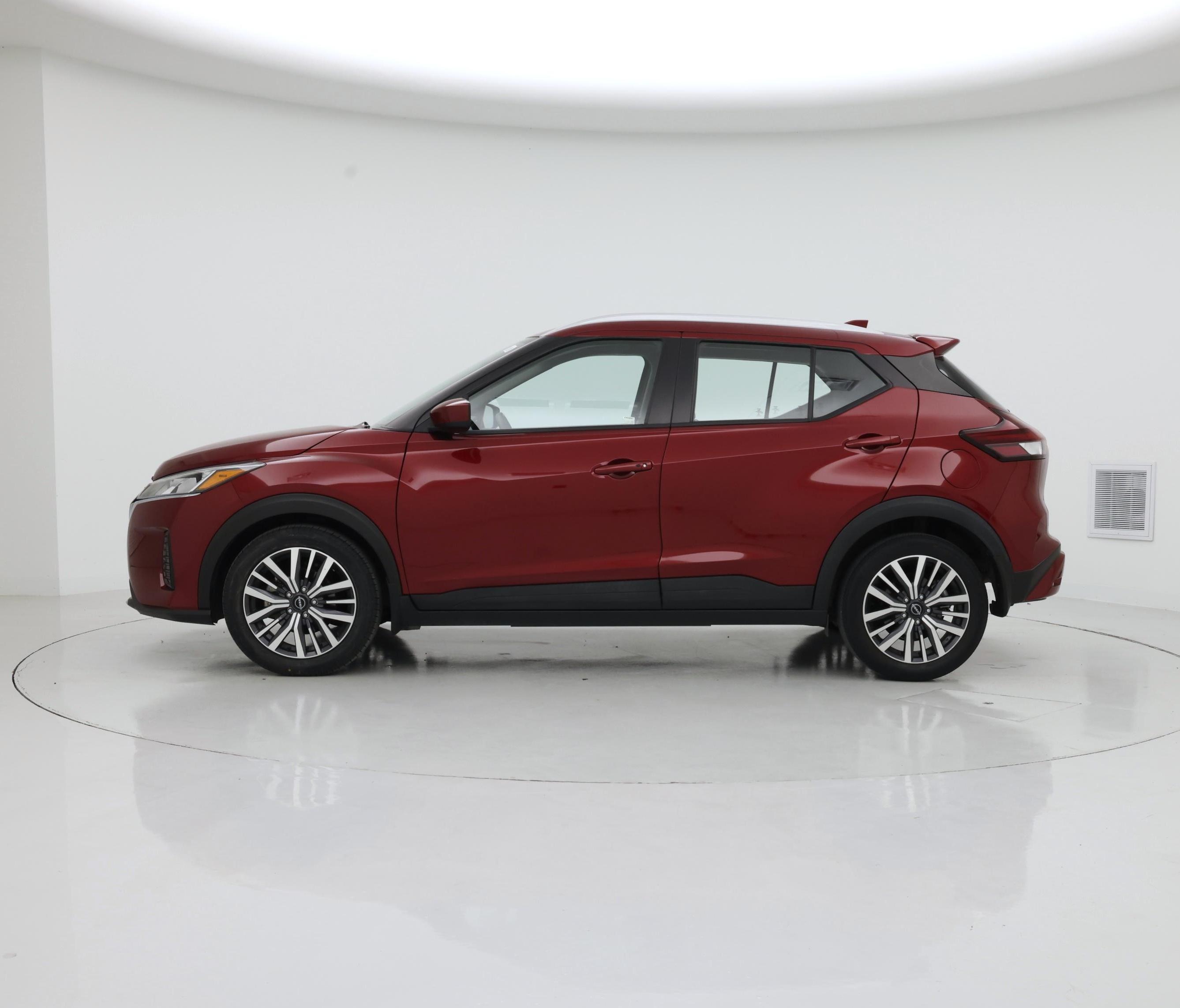 Thumbnail: 2023 Nissan Kicks - 3