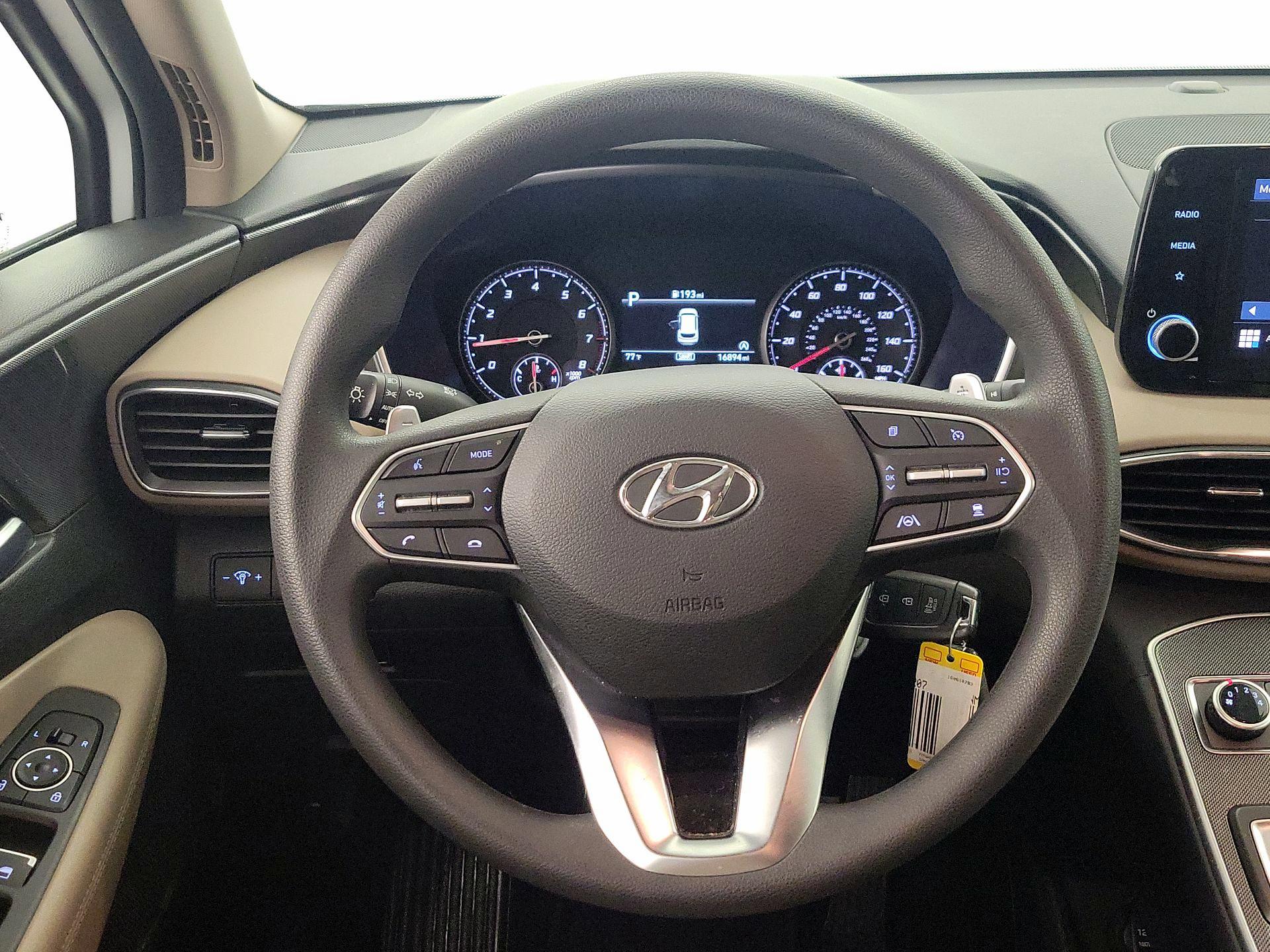 Thumbnail: 2023 Hyundai Santa Fe - 10