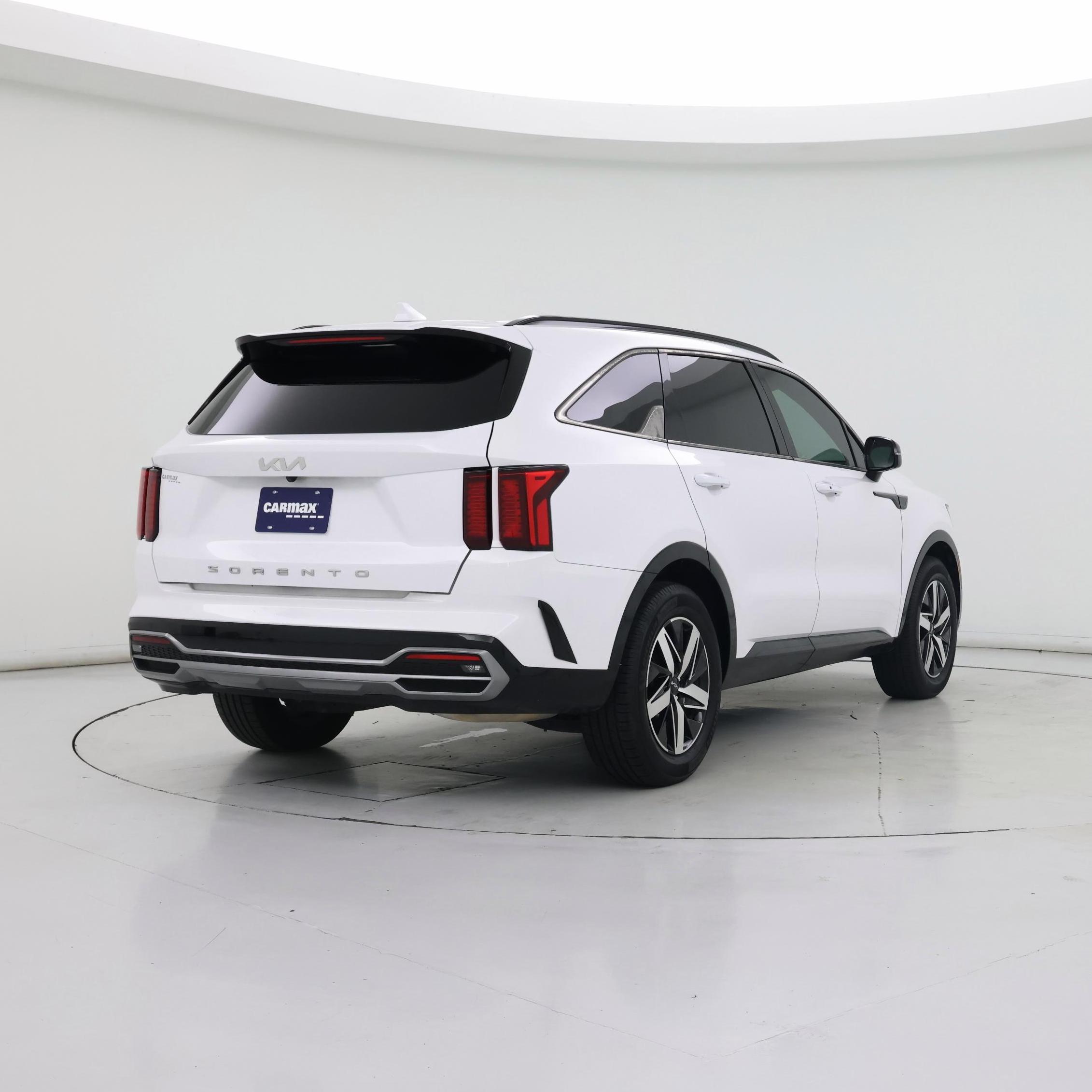 Thumbnail: 2022 Kia Sorento - 8
