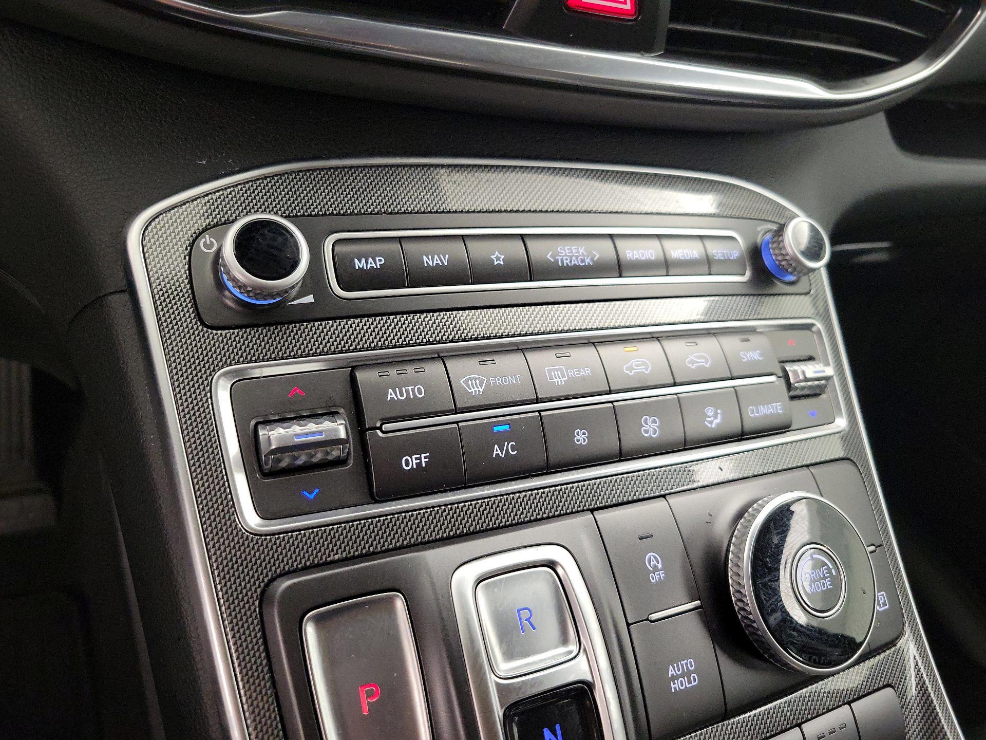 Thumbnail: 2023 Hyundai Santa Fe - 17