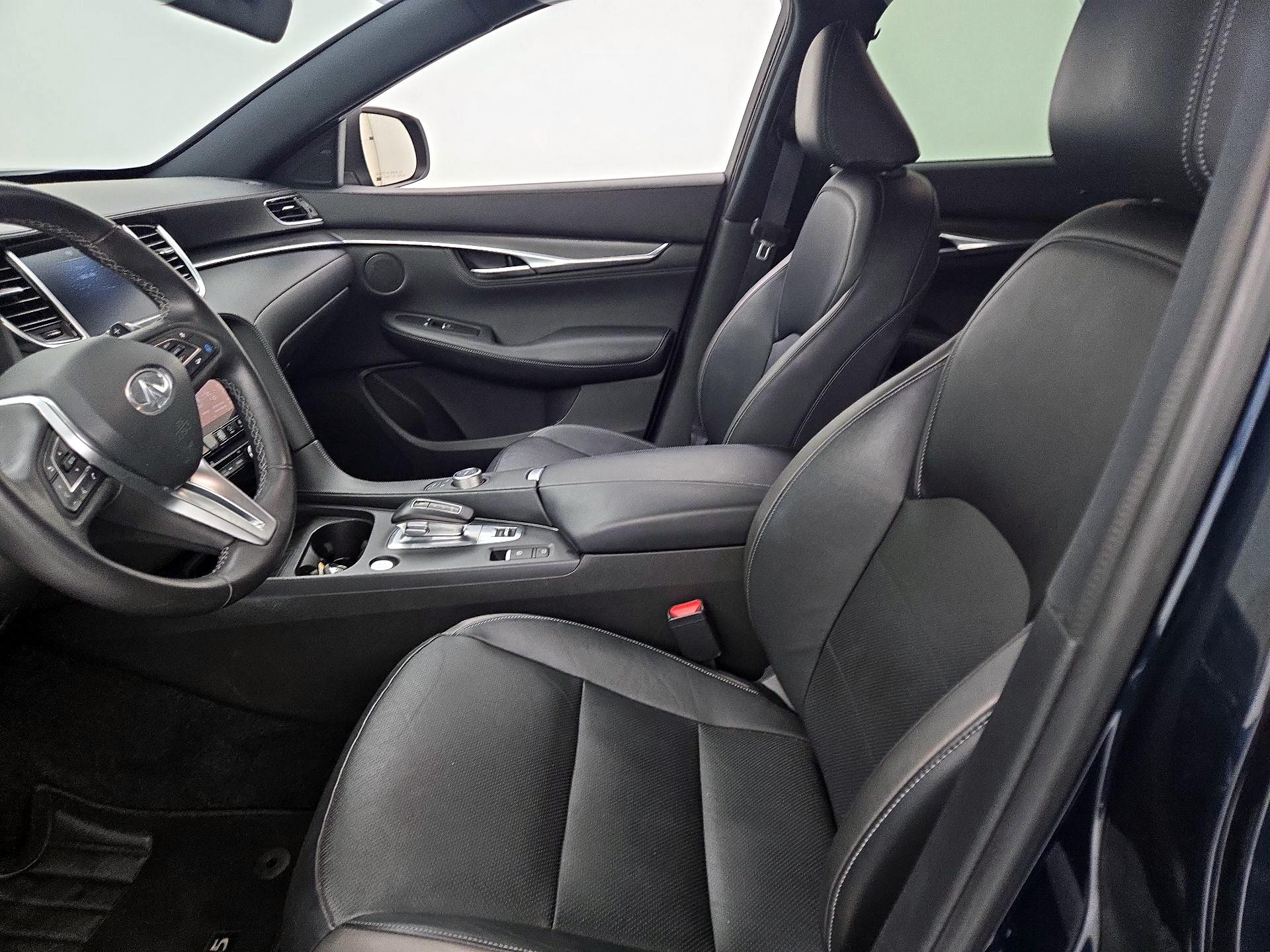 Thumbnail: 2024 INFINITI QX55 - 11