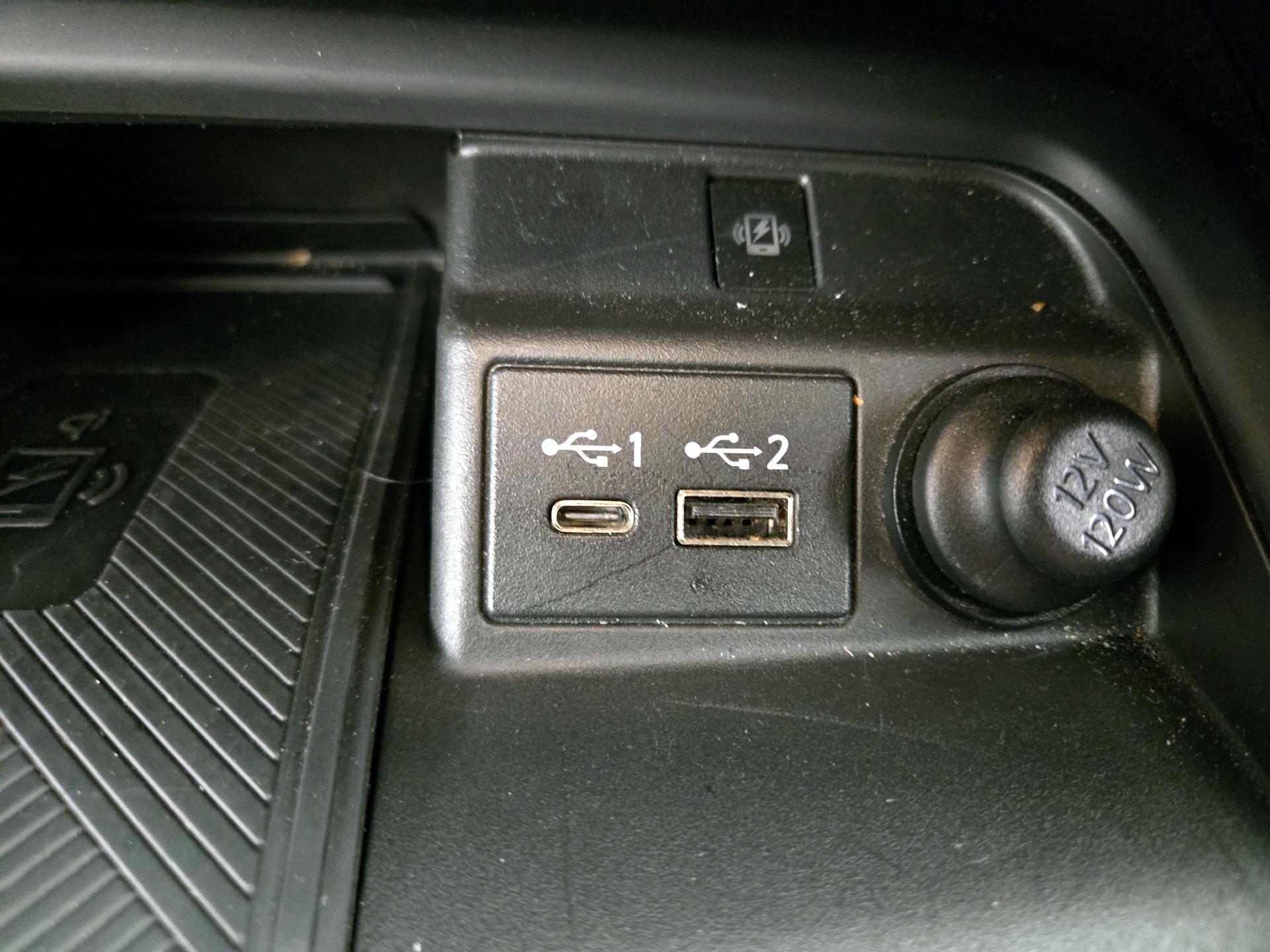 Thumbnail: 2024 INFINITI QX55 - 18