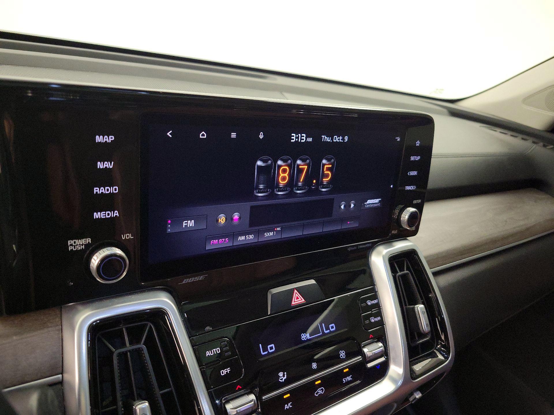 Thumbnail: 2021 Kia Sorento - 16