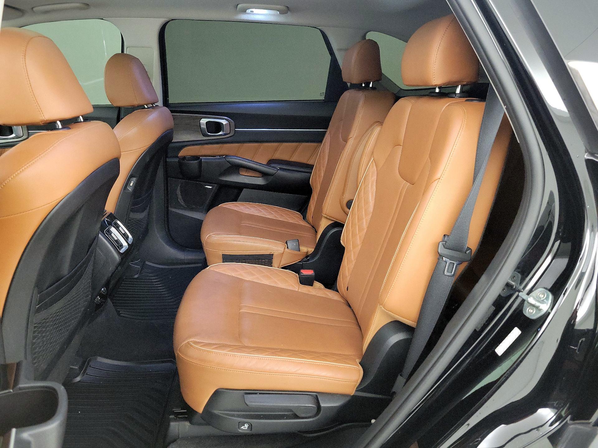 Thumbnail: 2021 Kia Sorento - 20