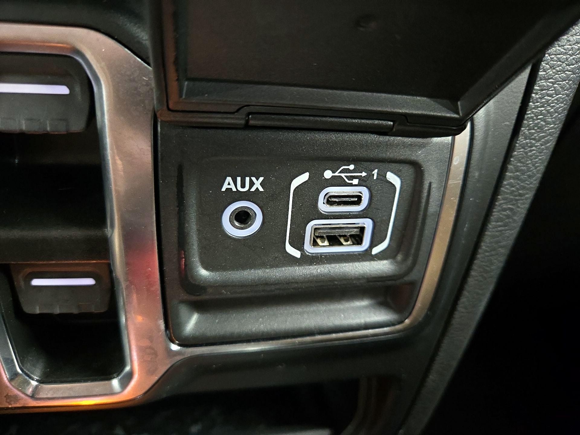 Thumbnail: 2022 Jeep Wrangler - 19