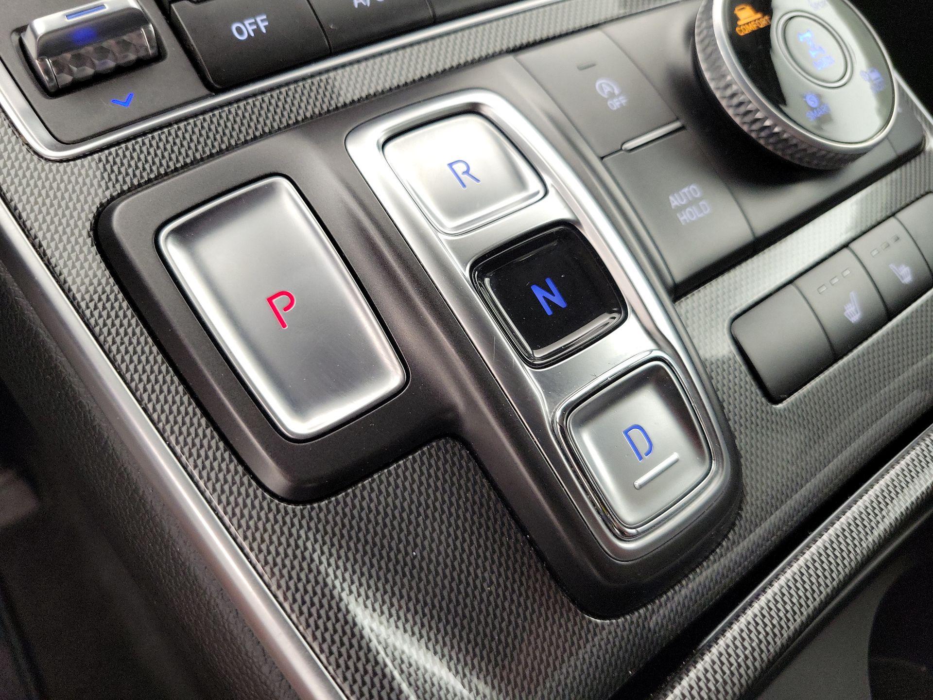 Thumbnail: 2023 Hyundai Santa Fe - 18