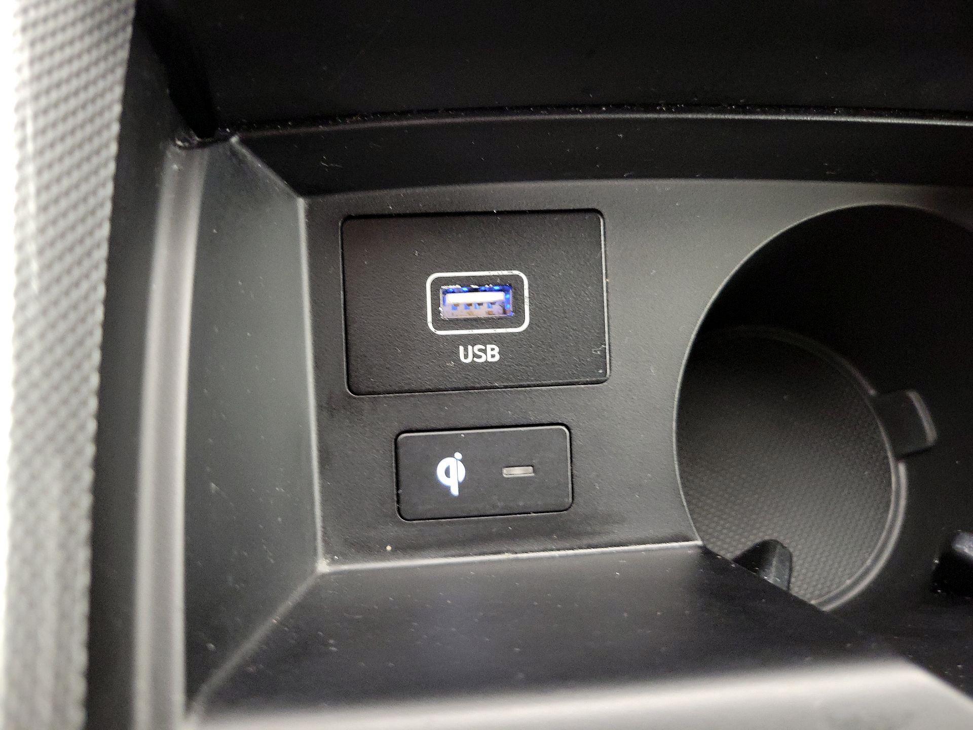 Thumbnail: 2023 Hyundai Santa Fe - 19