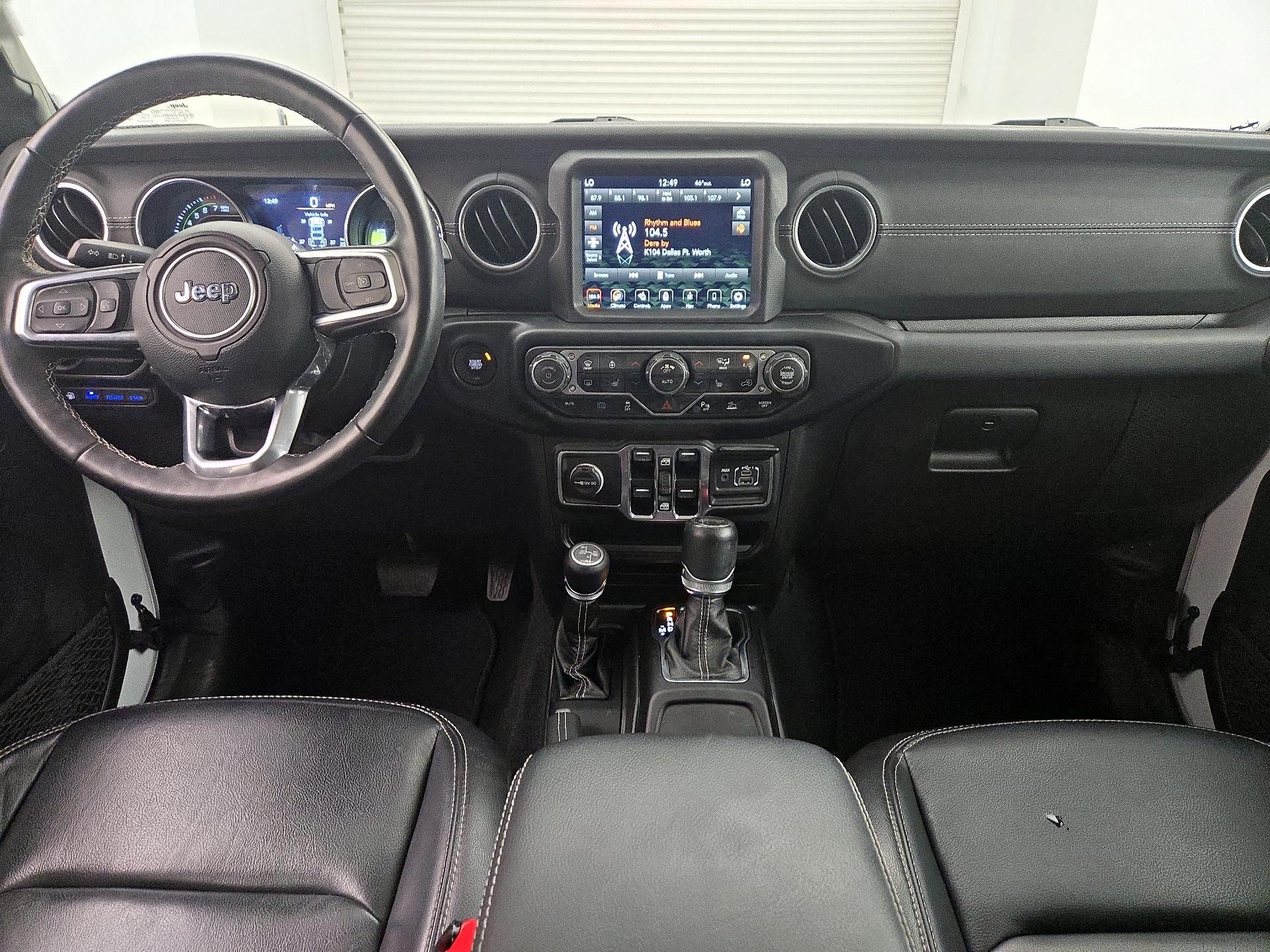 Thumbnail: 2022 Jeep Wrangler - 9