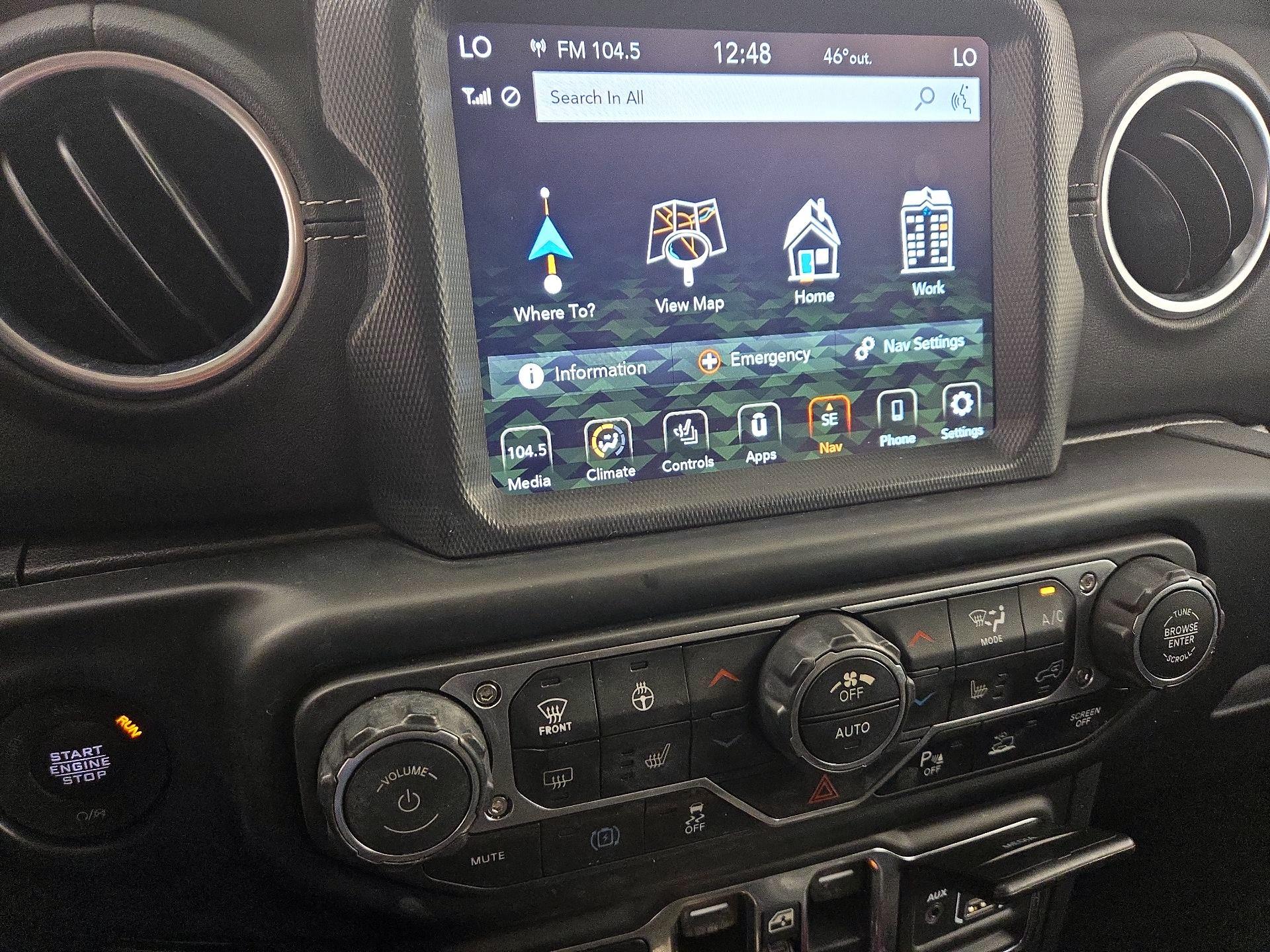 Thumbnail: 2022 Jeep Wrangler - 14