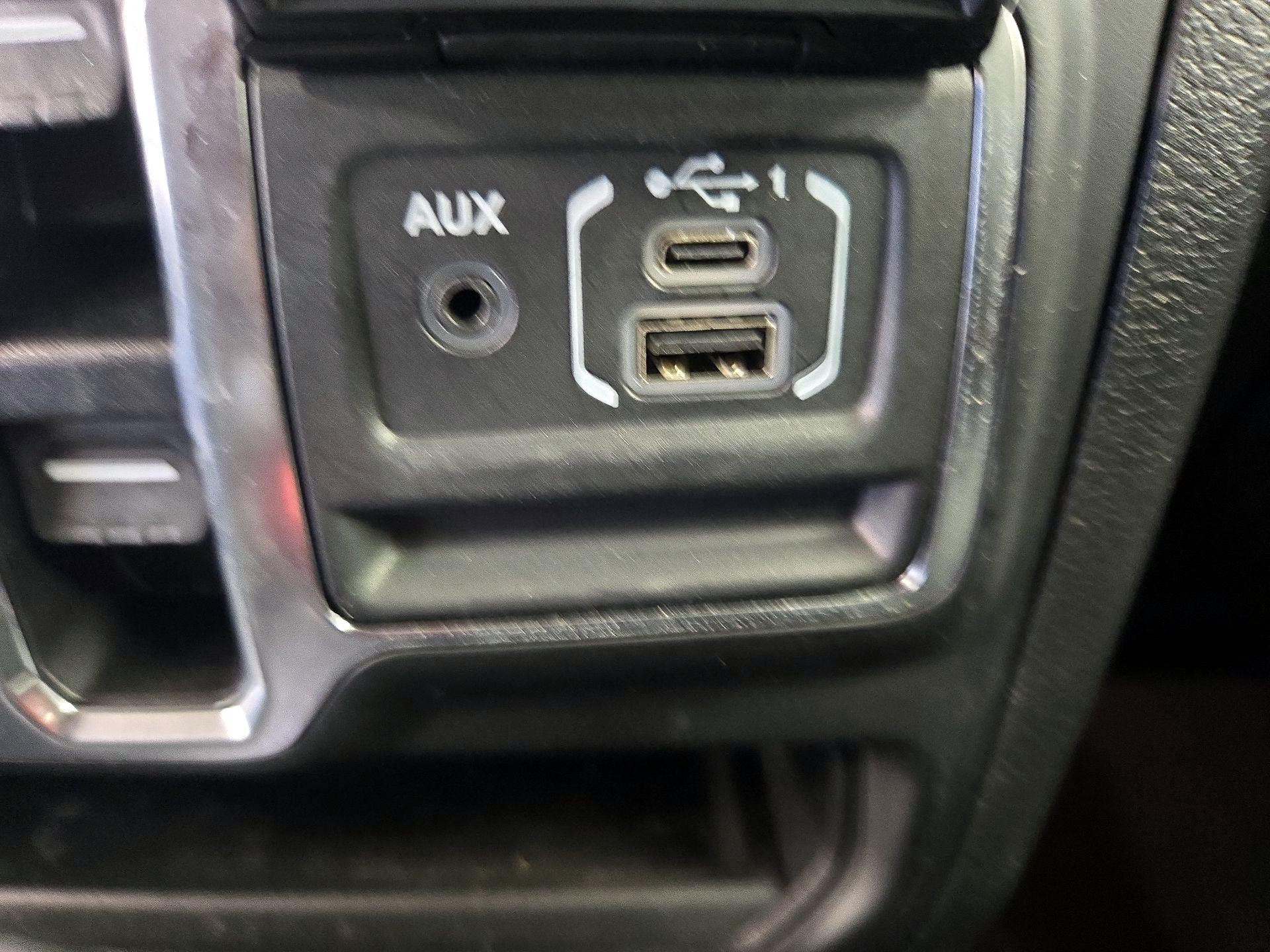 Thumbnail: 2022 Jeep Wrangler - 19