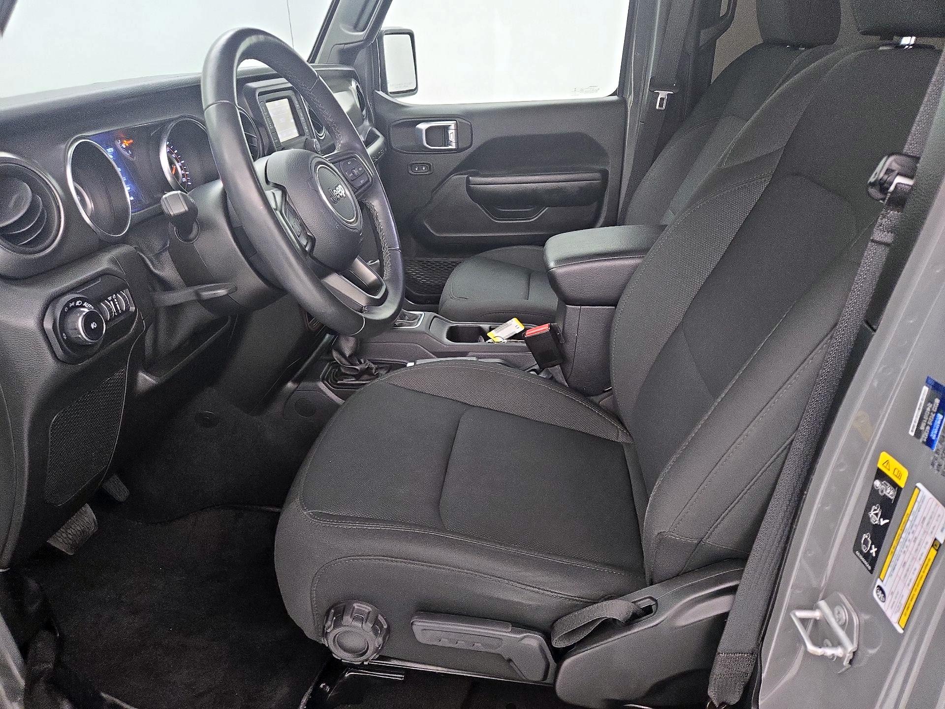 Thumbnail: 2021 Jeep Wrangler - 11