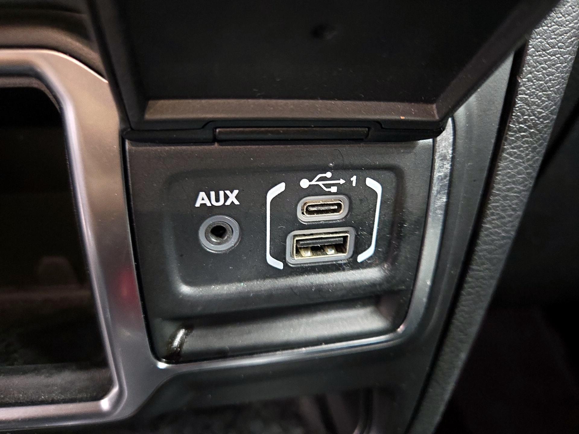 Thumbnail: 2021 Jeep Wrangler - 17