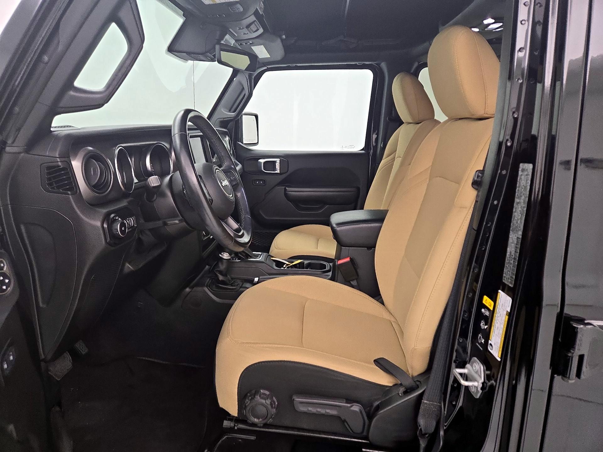 Thumbnail: 2021 Jeep Wrangler - 11