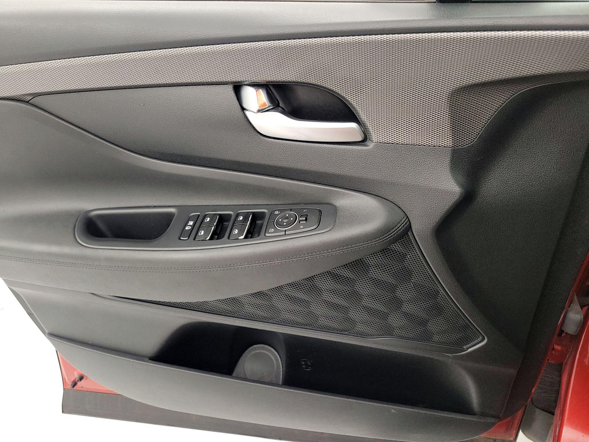 Thumbnail: 2020 Hyundai Santa Fe - 12