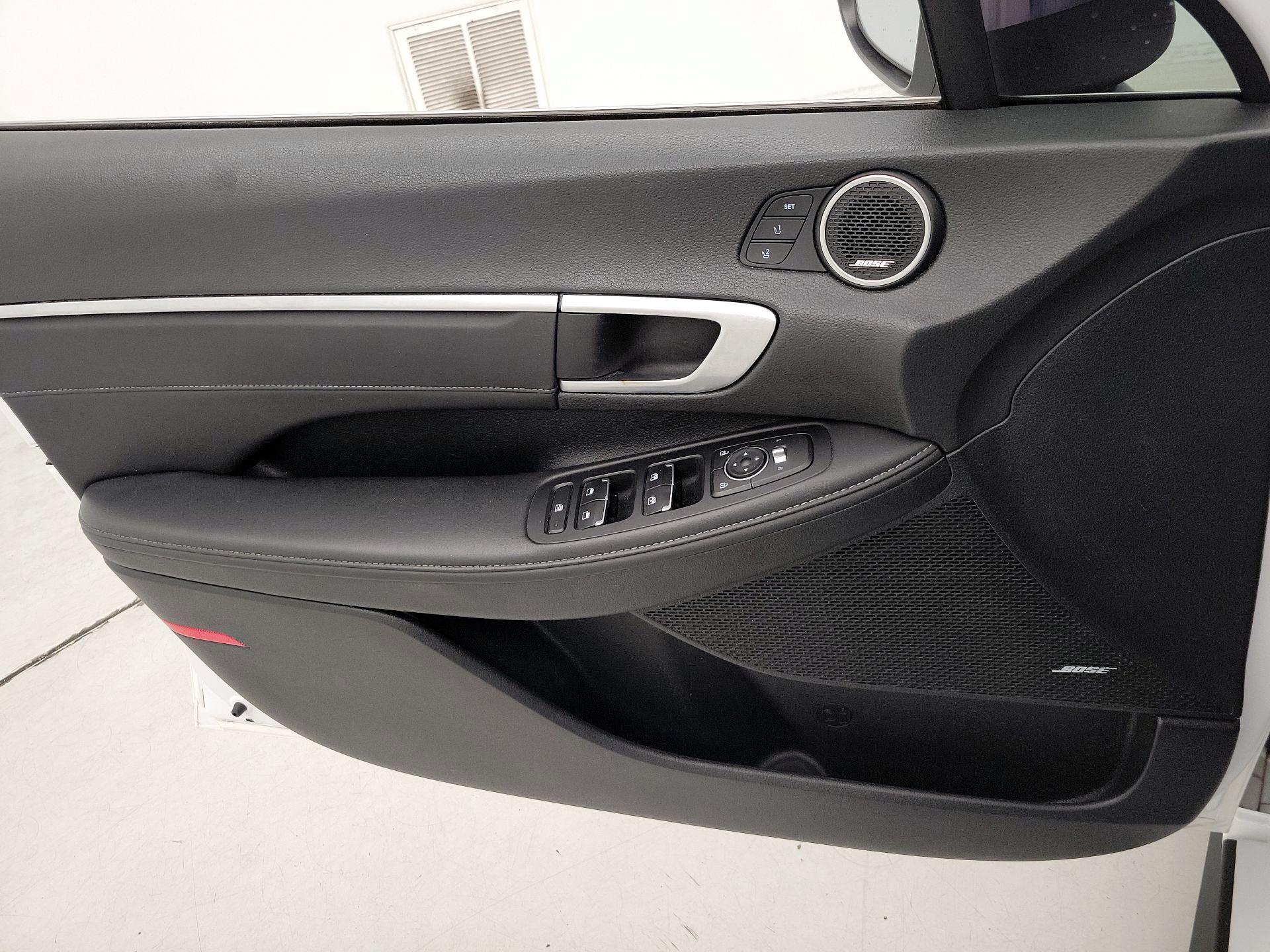 Thumbnail: 2022 Hyundai Sonata - 12