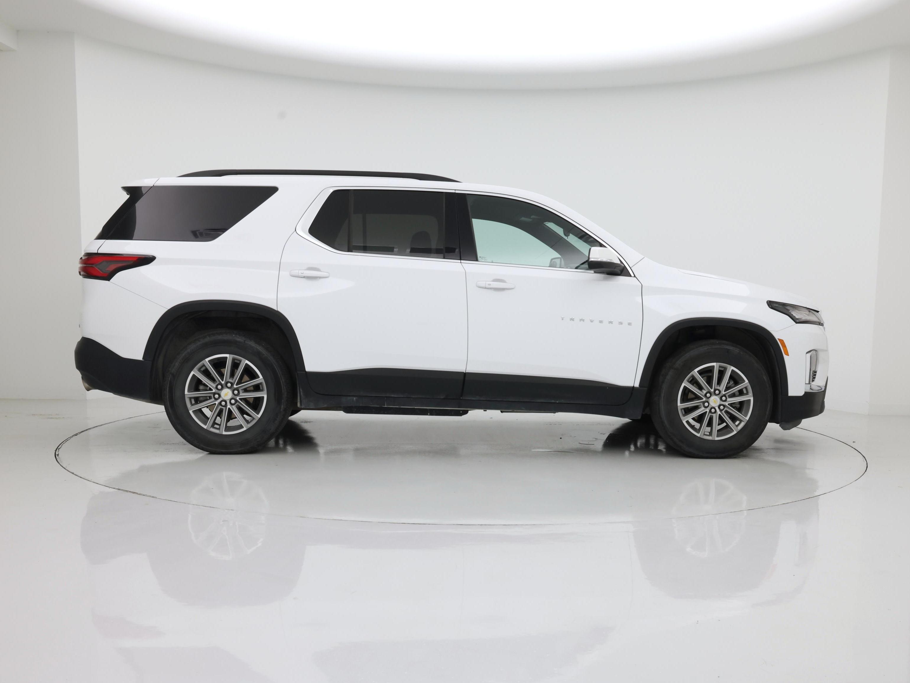 Thumbnail: 2023 Chevrolet Traverse - 7